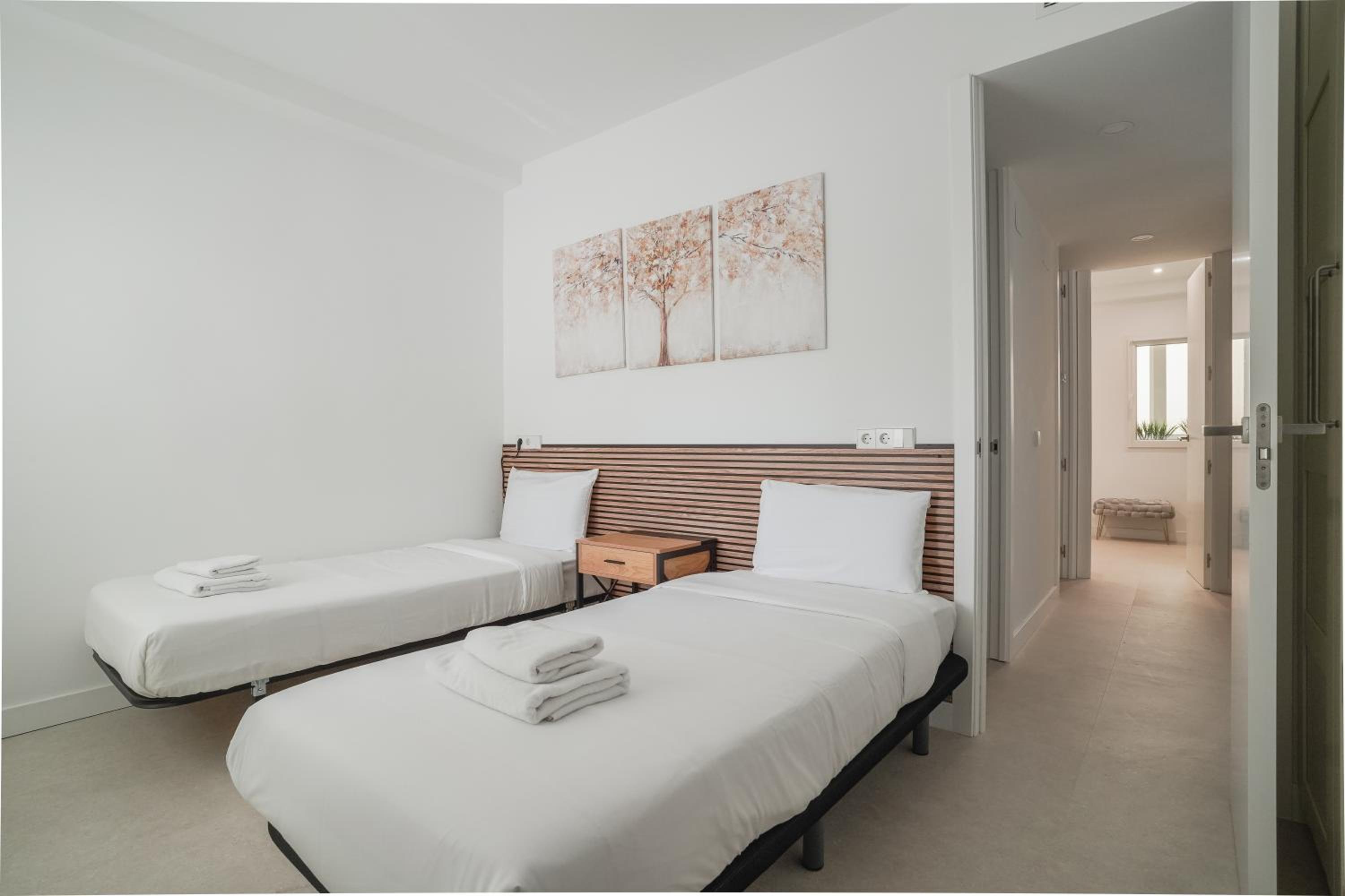 Madrid Vacations - Modern apartment-2Bedrooms 2Baths-Bernabeu - Property Image 11