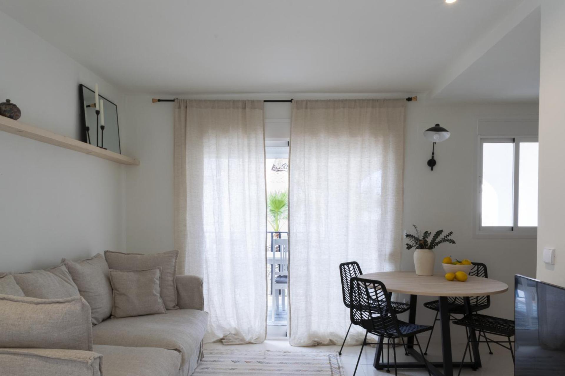 Casa Flora Bungalow con piscinas en Calp