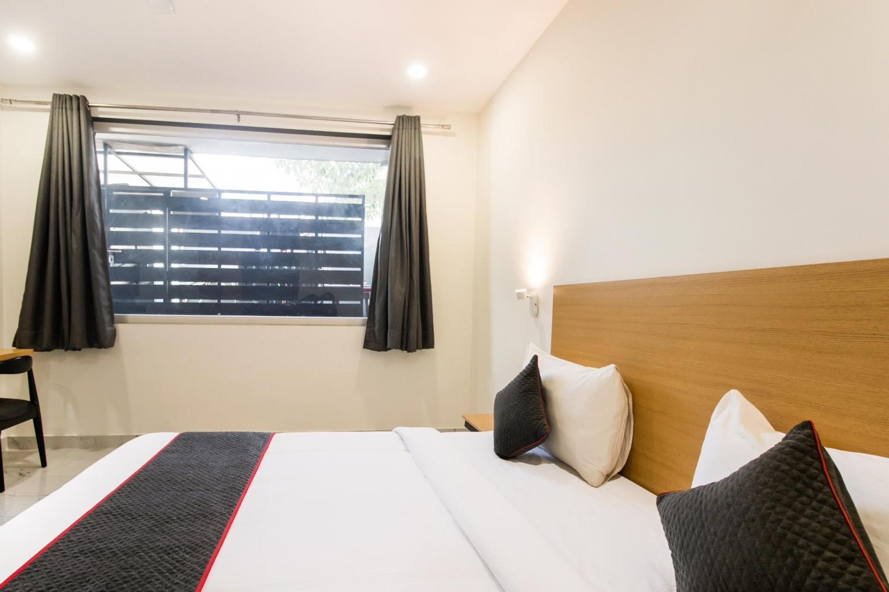 Hotel O Legend's residency