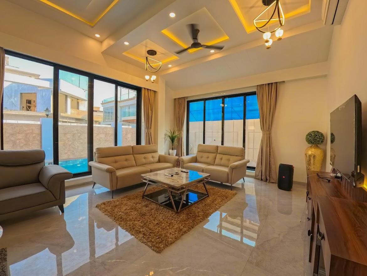 Villaaway Khandala