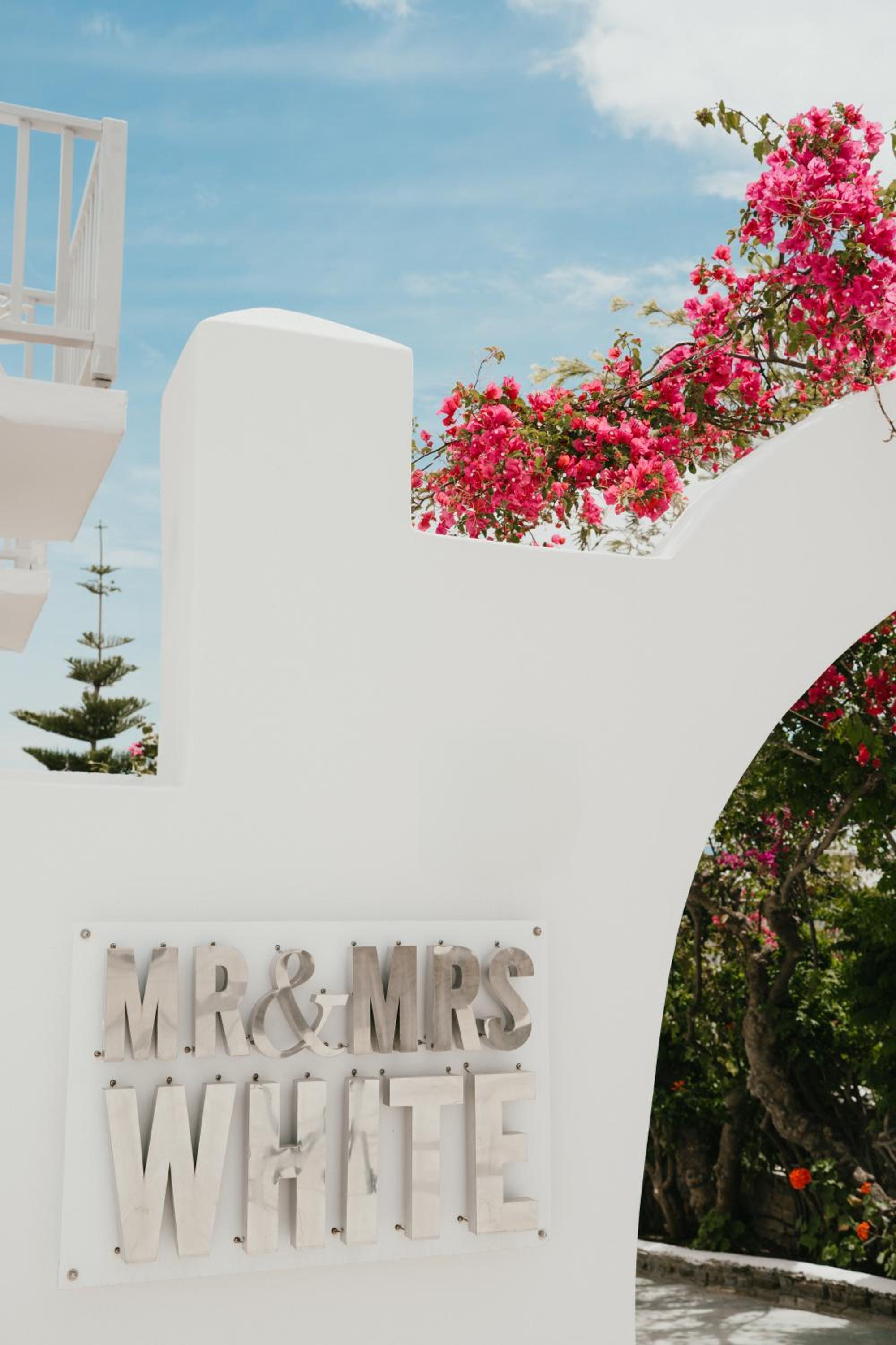 Hotel Mr and Mrs White Paros