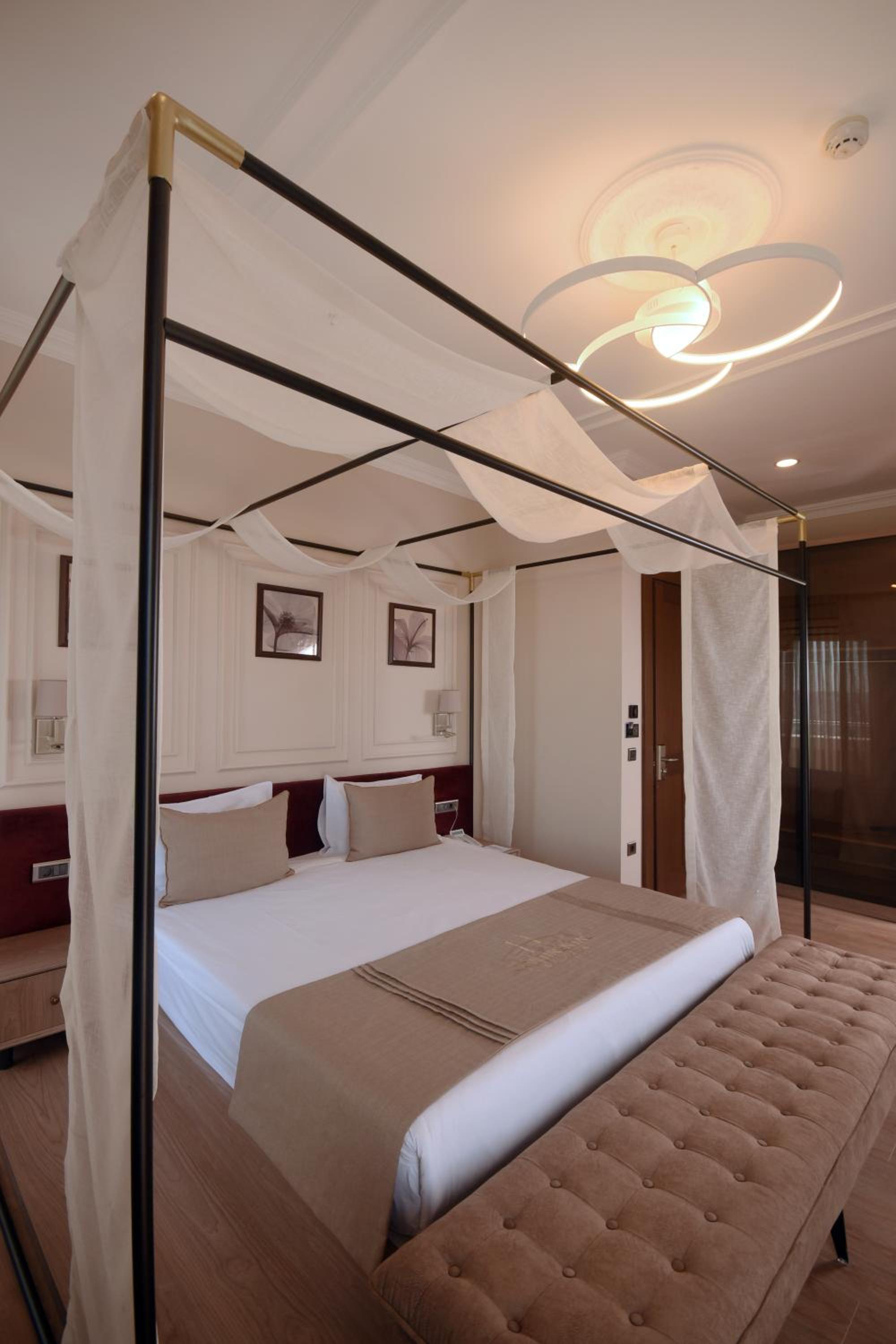 Tunel Residence - Image 35