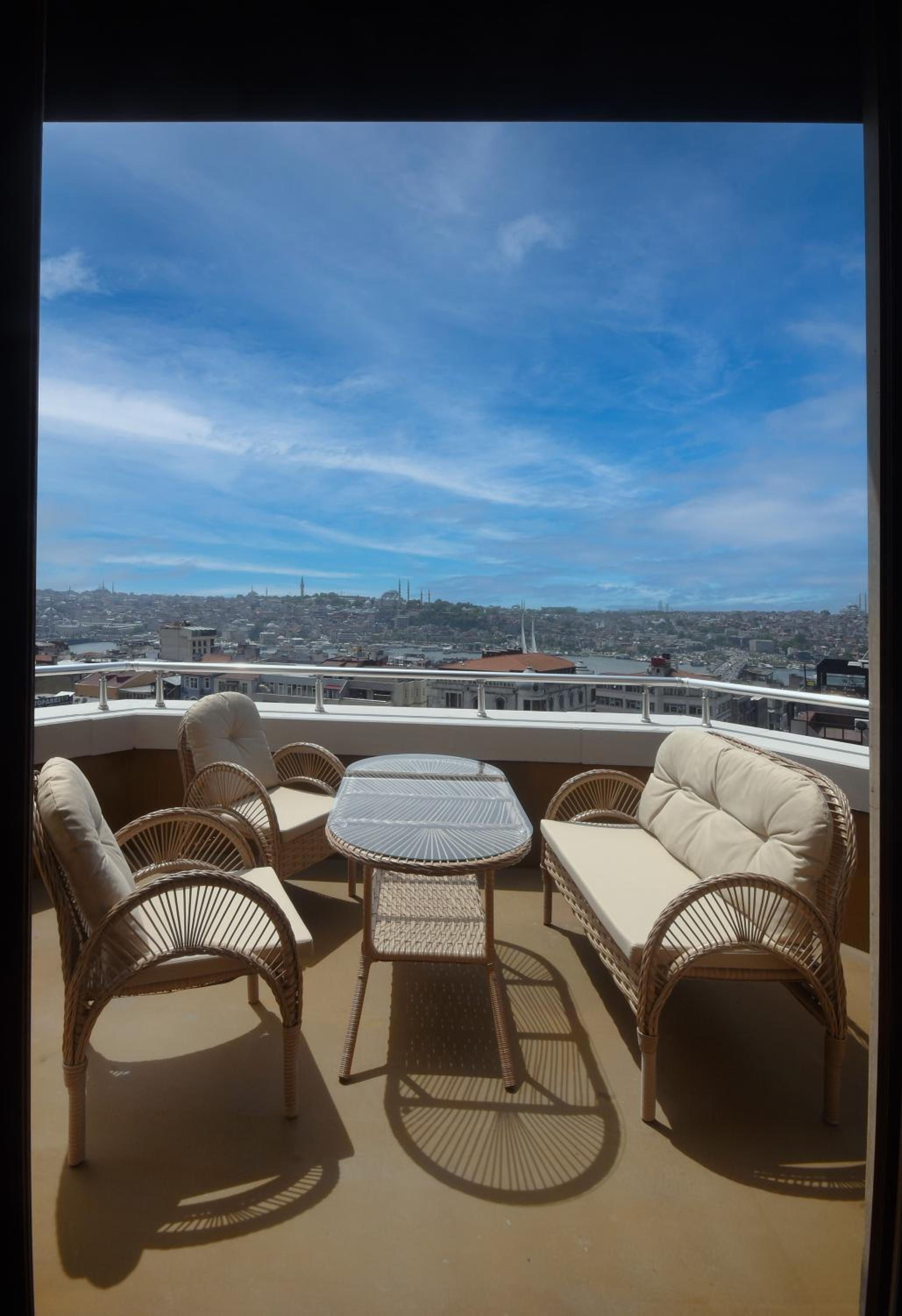 Tunel Residence - Image 30