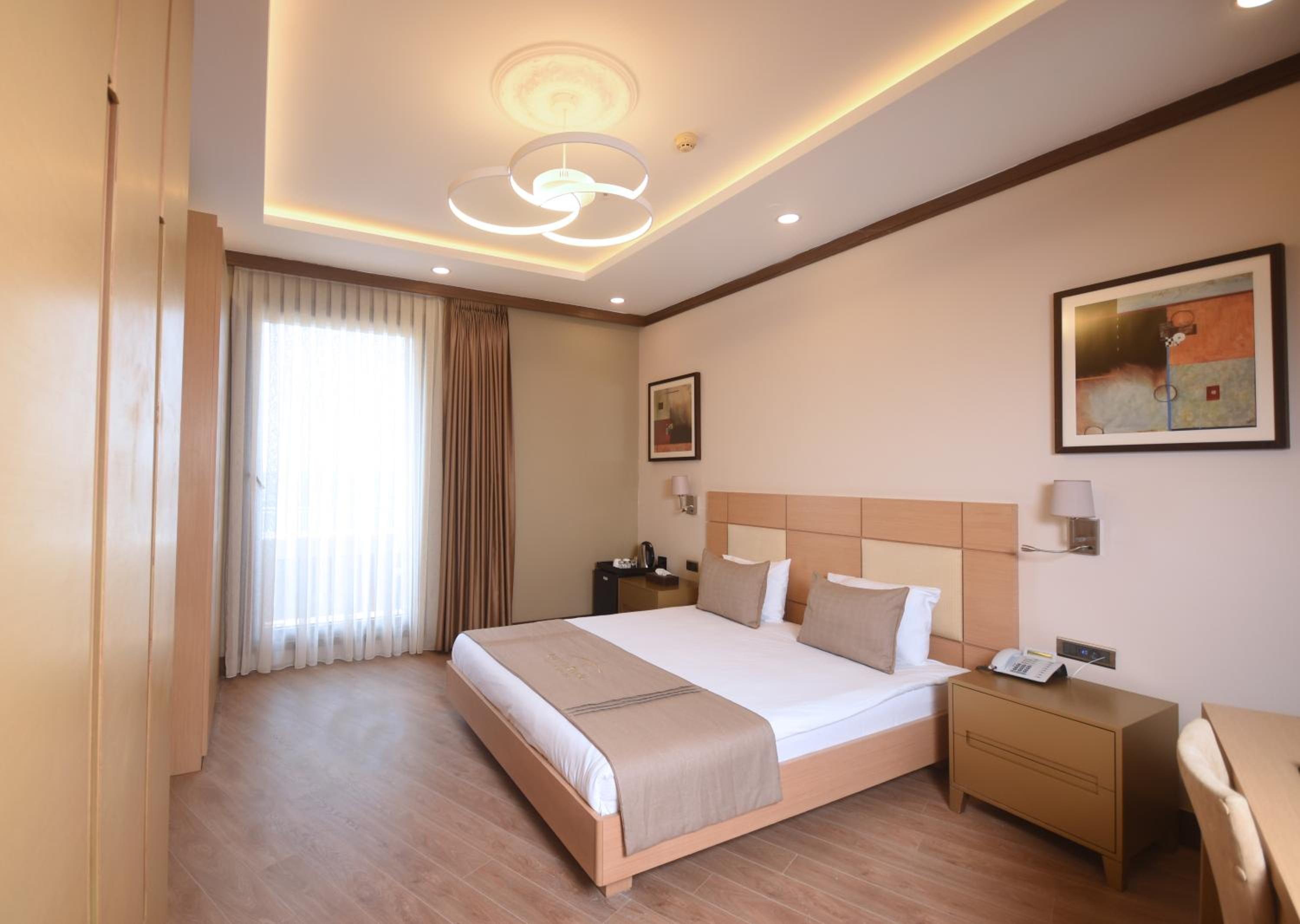 Tunel Residence - Image 39