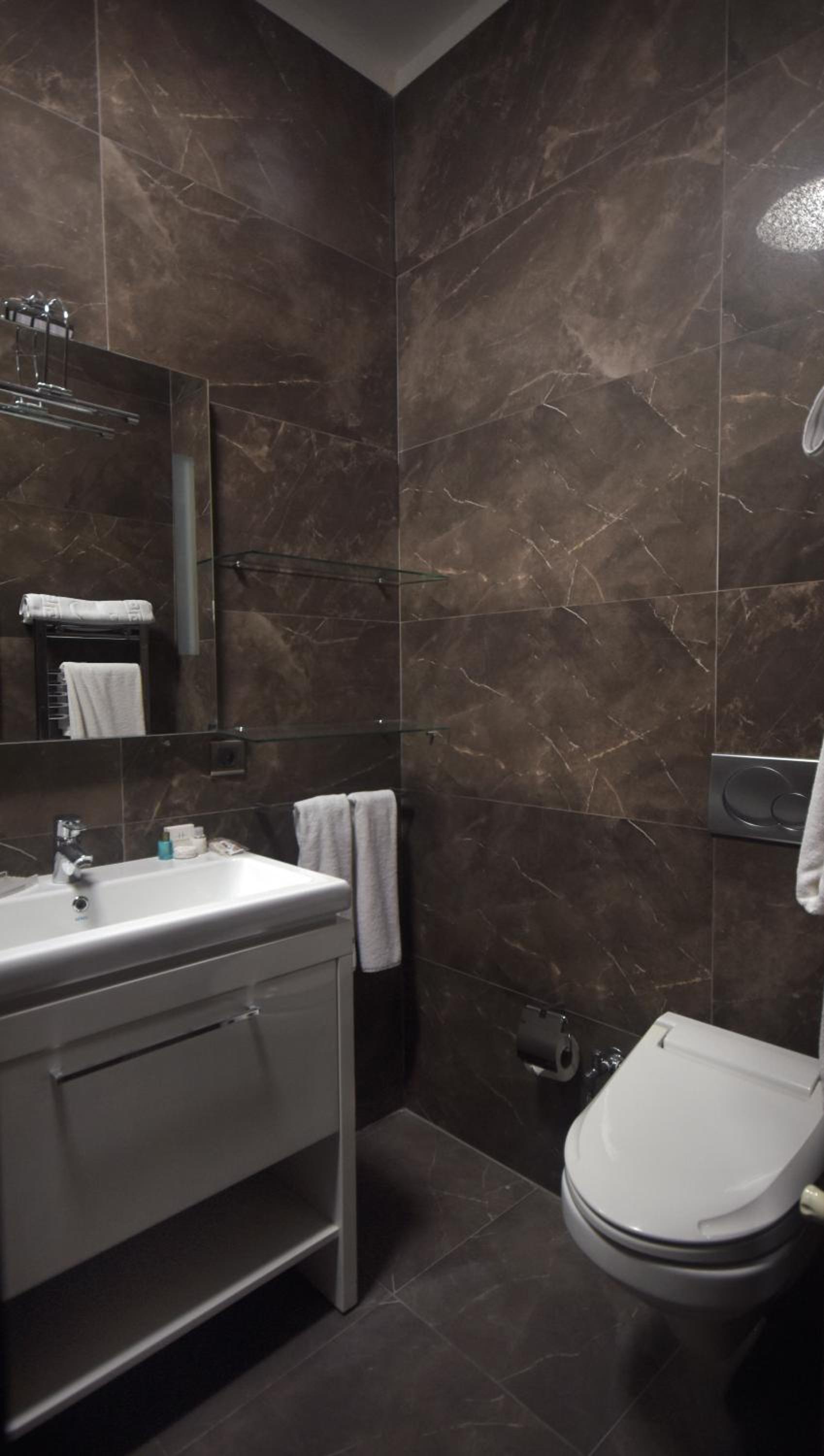 Tunel Residence - Image 43