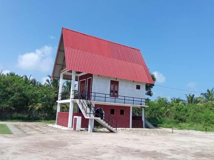 Coral Waves Inn Pasikuda