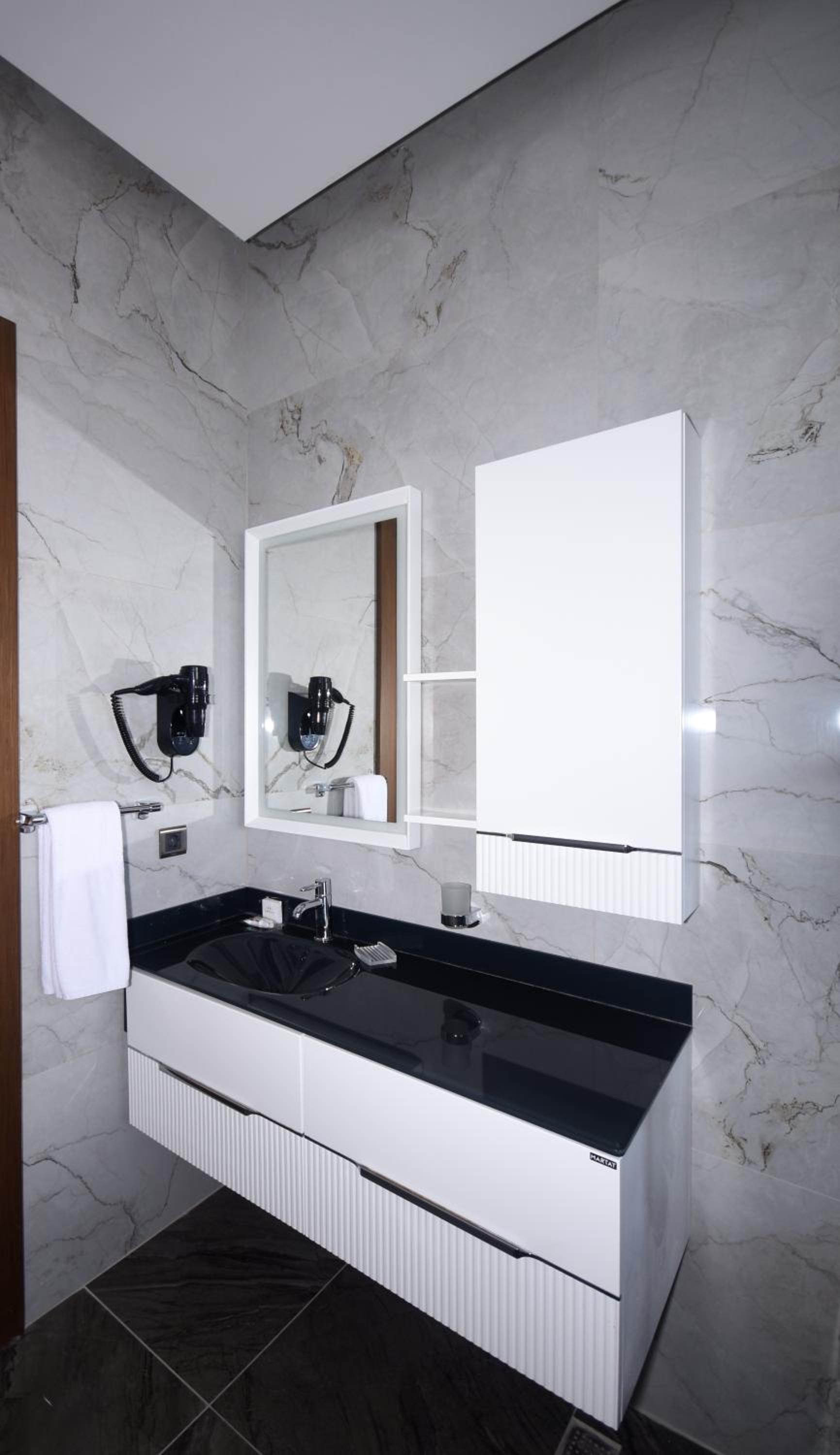 Tunel Residence - Image 47