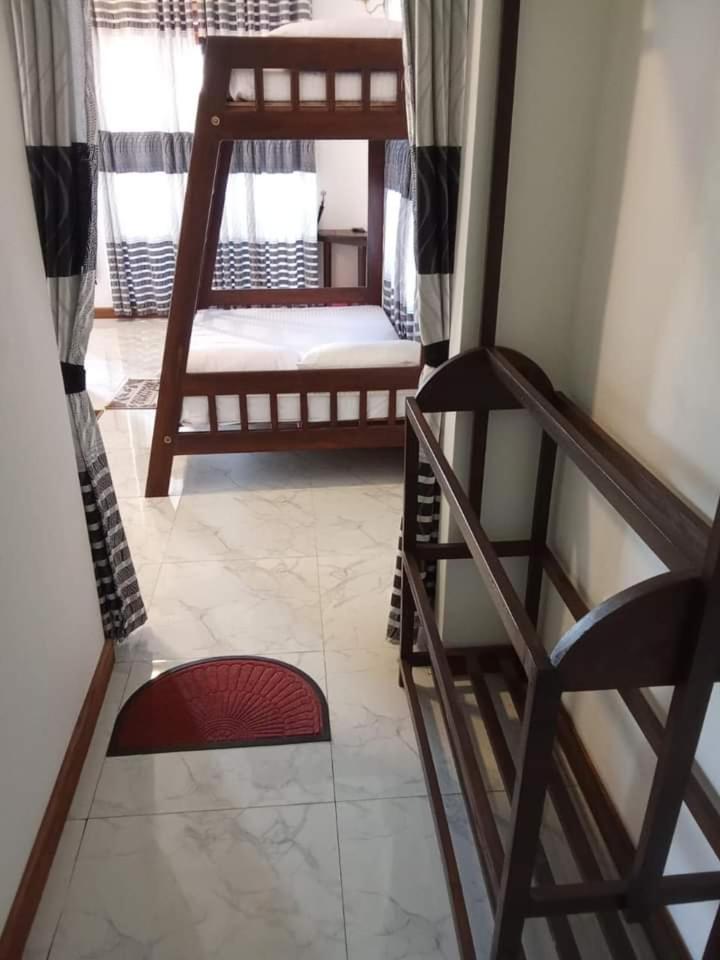 Coral Waves Inn Pasikuda