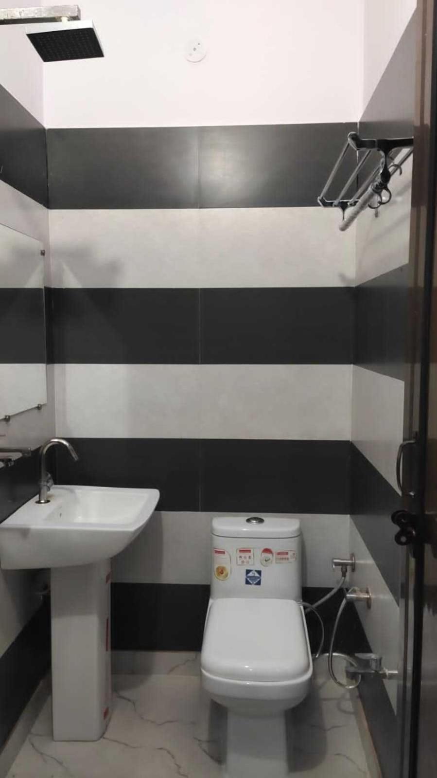 OYO HOME 81033 The Trust Residency view 3