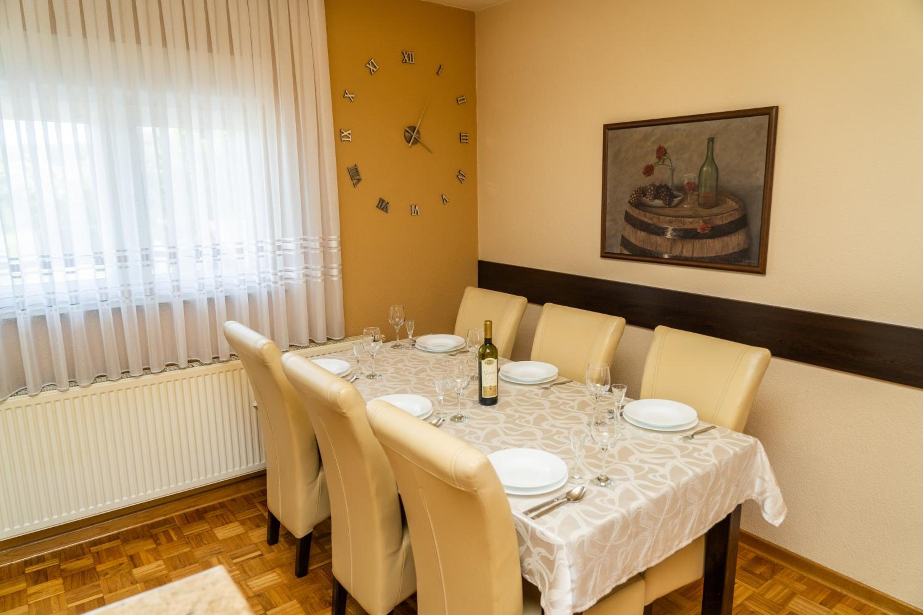 Holiday Home IFI