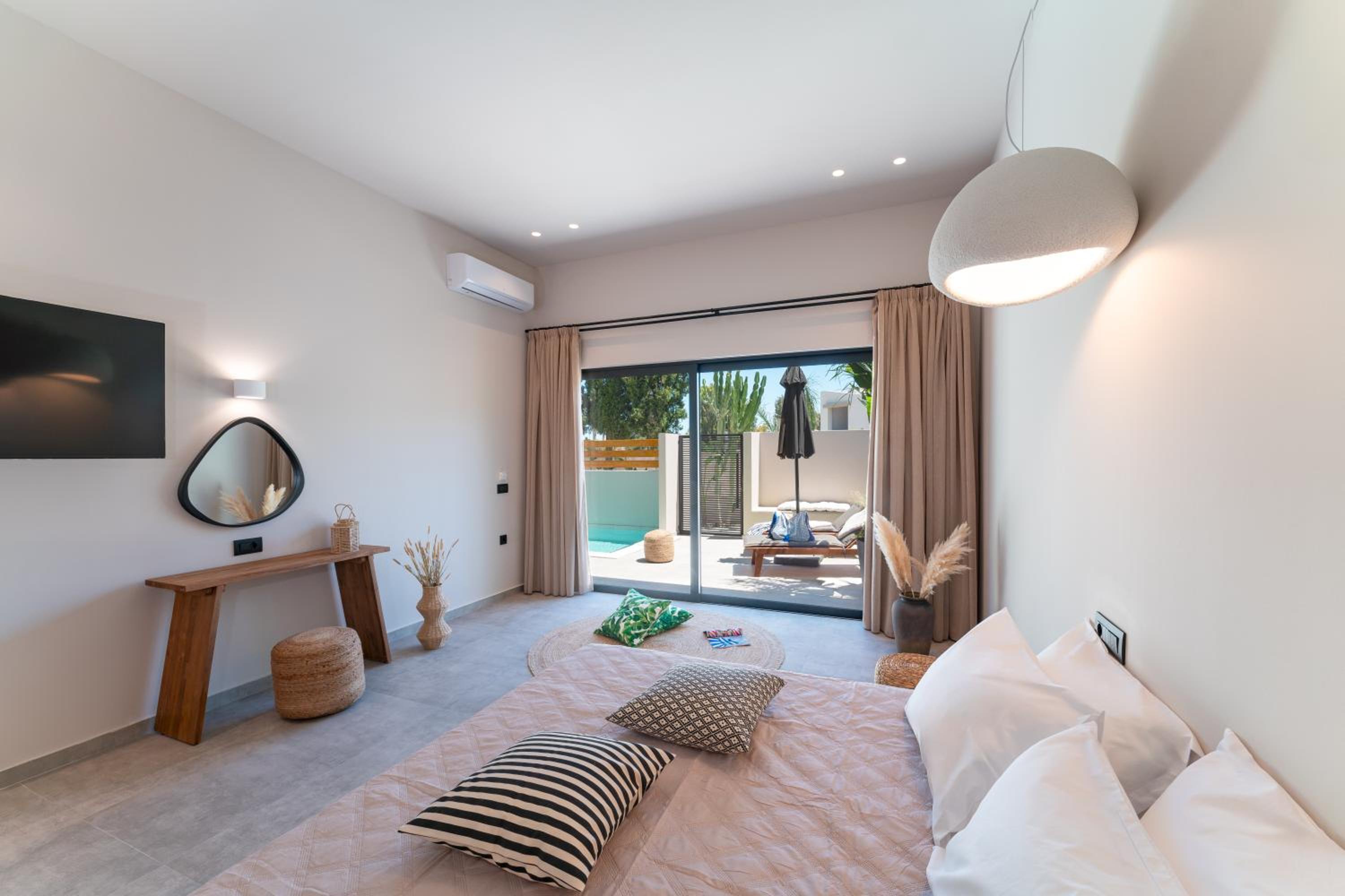 Afesou Suites