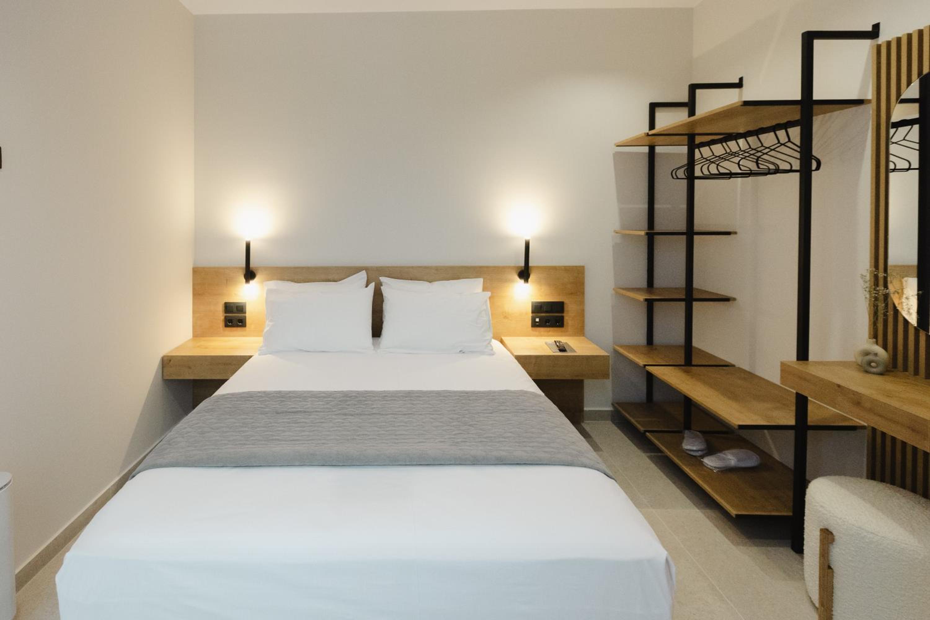 Destino Residencies