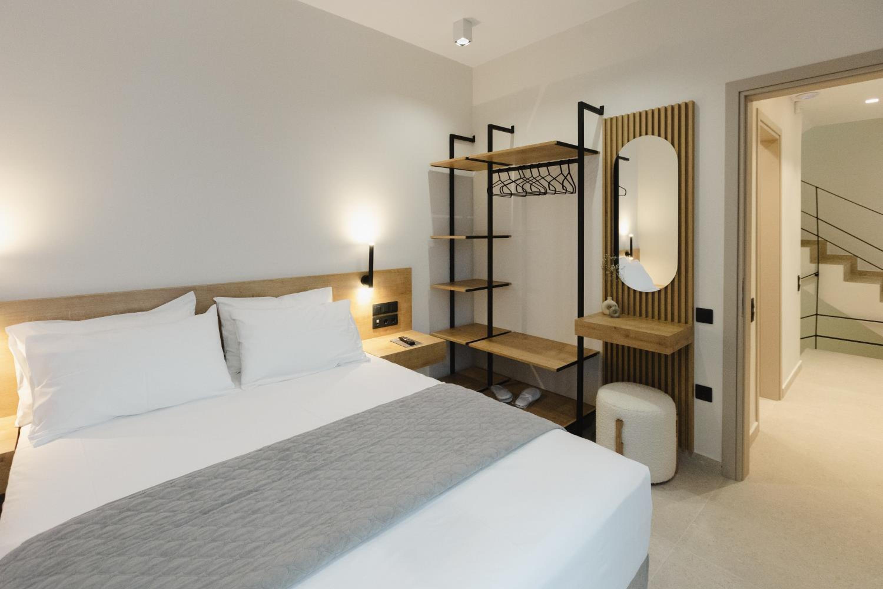 Destino Residencies