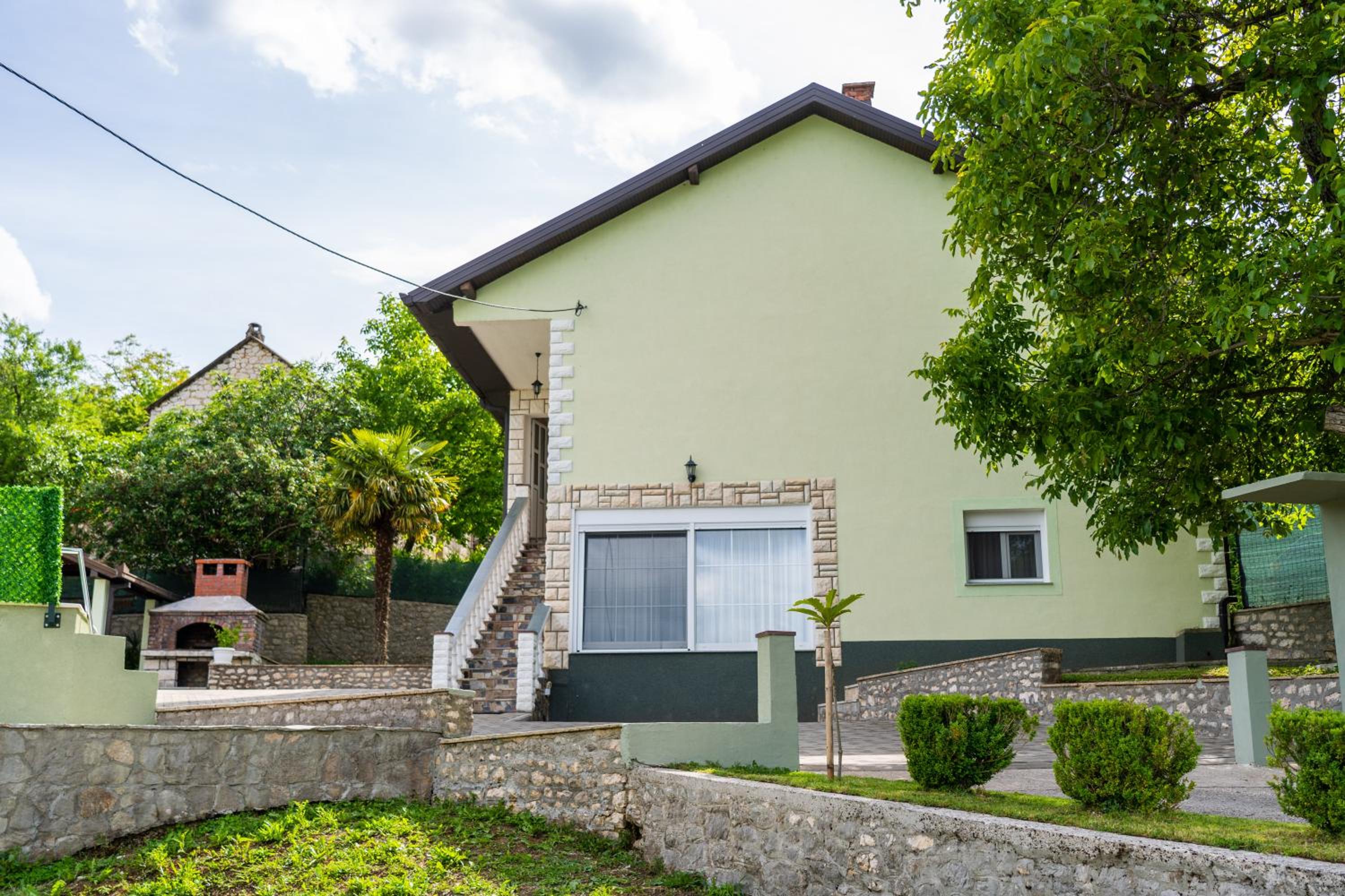 Holiday Home IFI