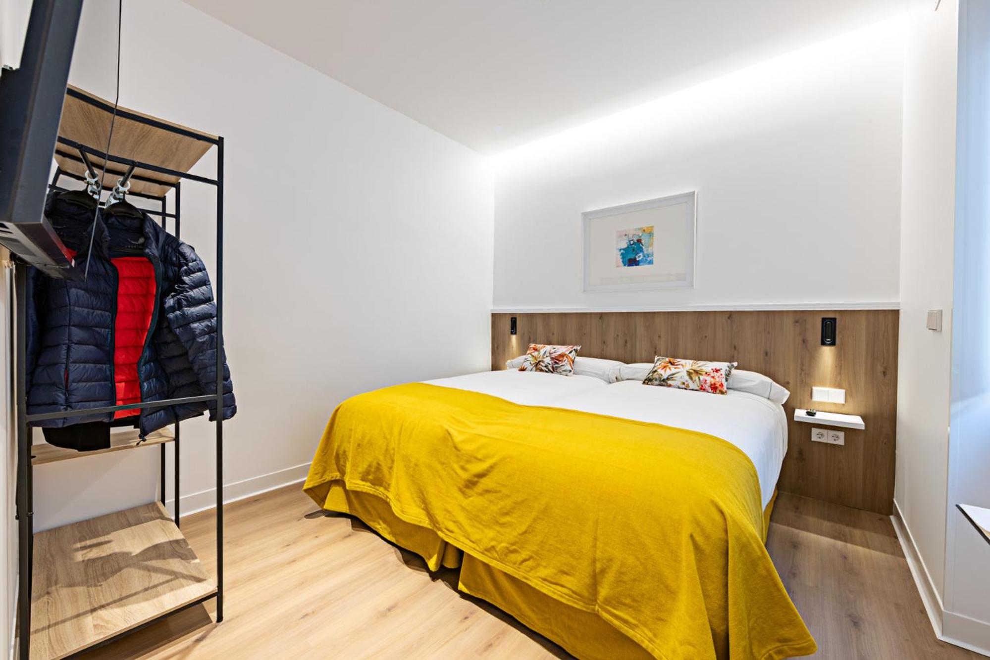 Hostal Paris