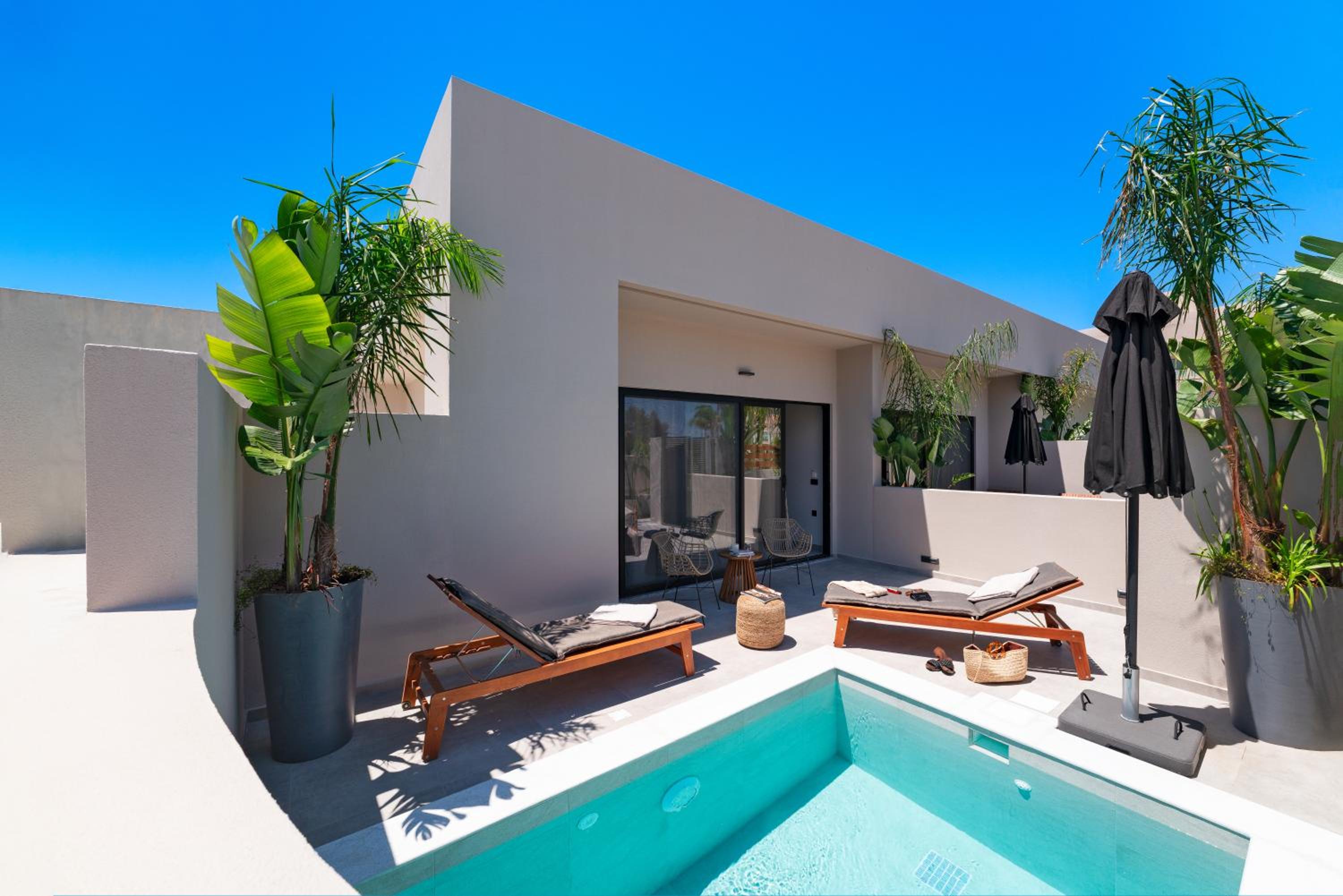Afesou Suites