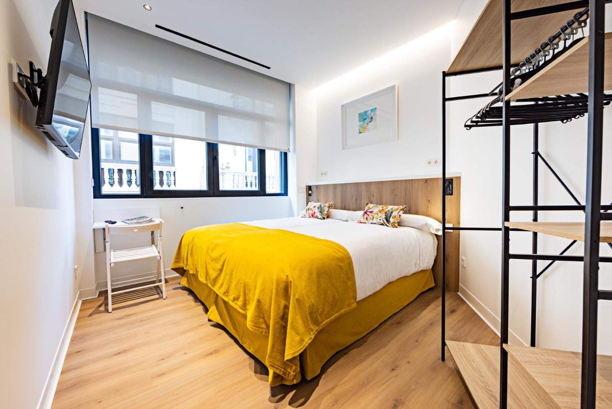 Hostal Paris