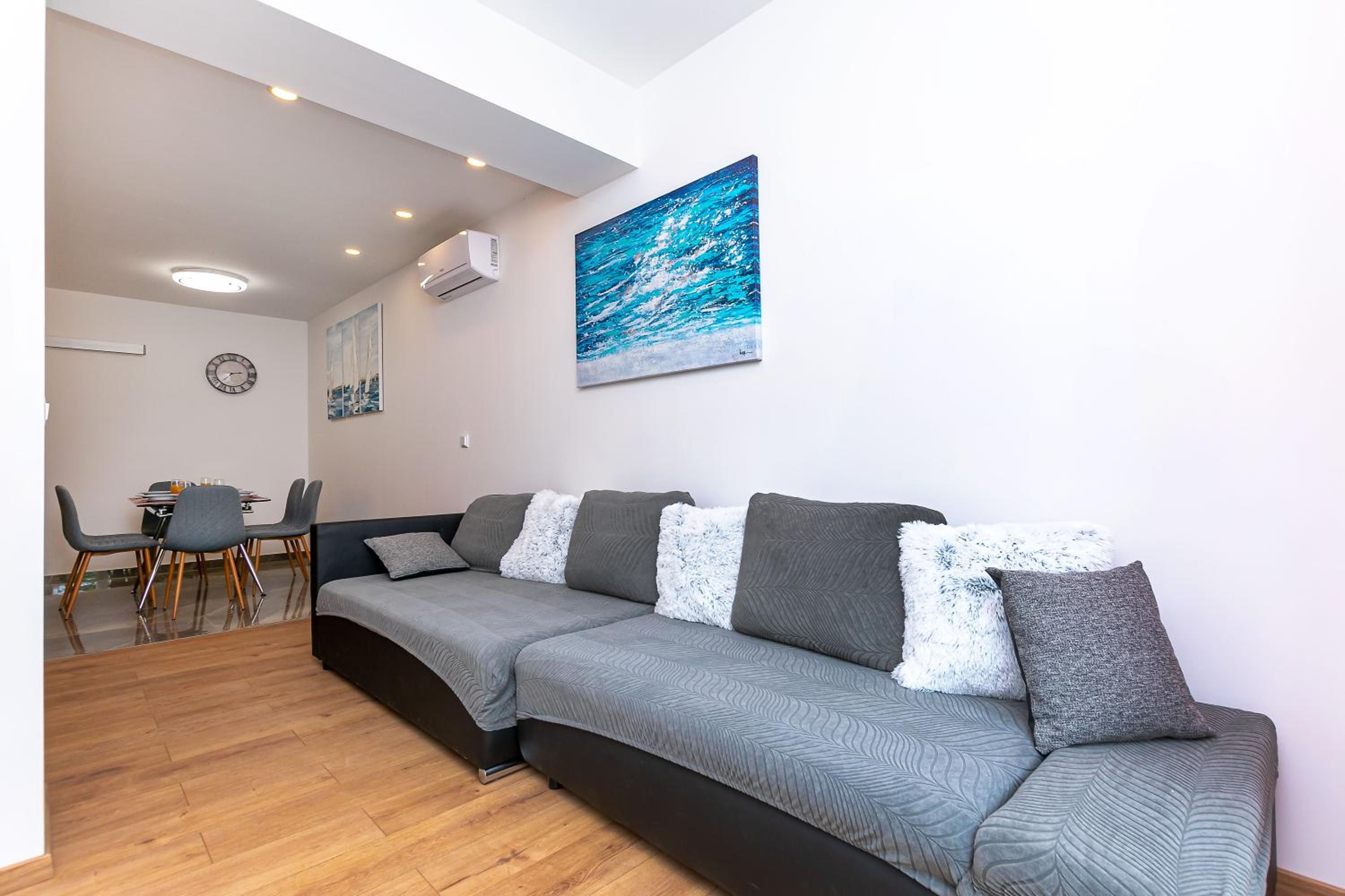 Apartment Aurora