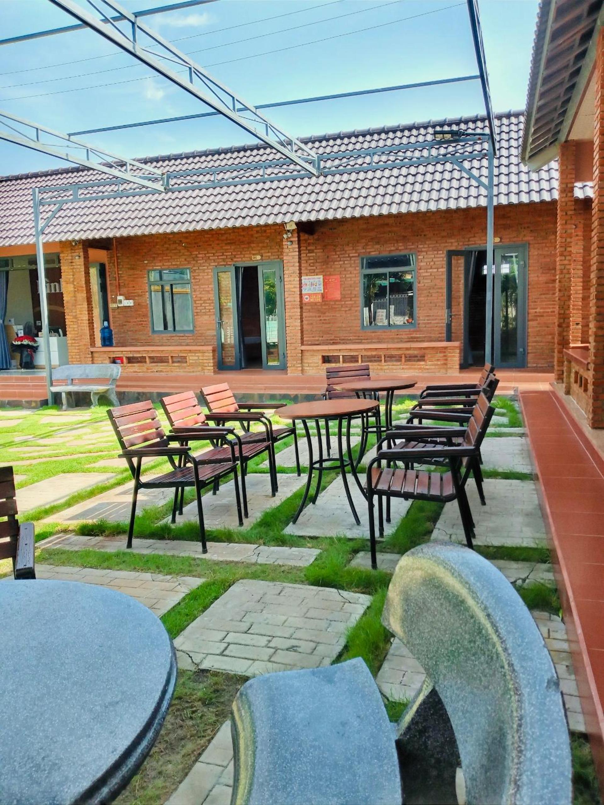 Bình Minh Homestay - Dốc Lết
