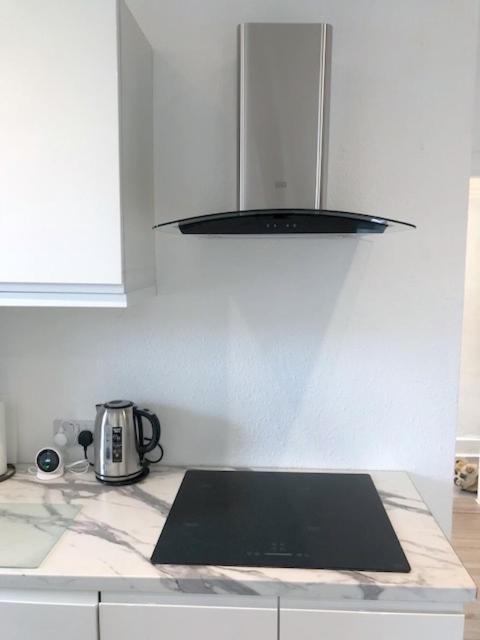 BEAUTIFUL Apartment In Central Wimbledon, 2 min walk to Wimbledon Station