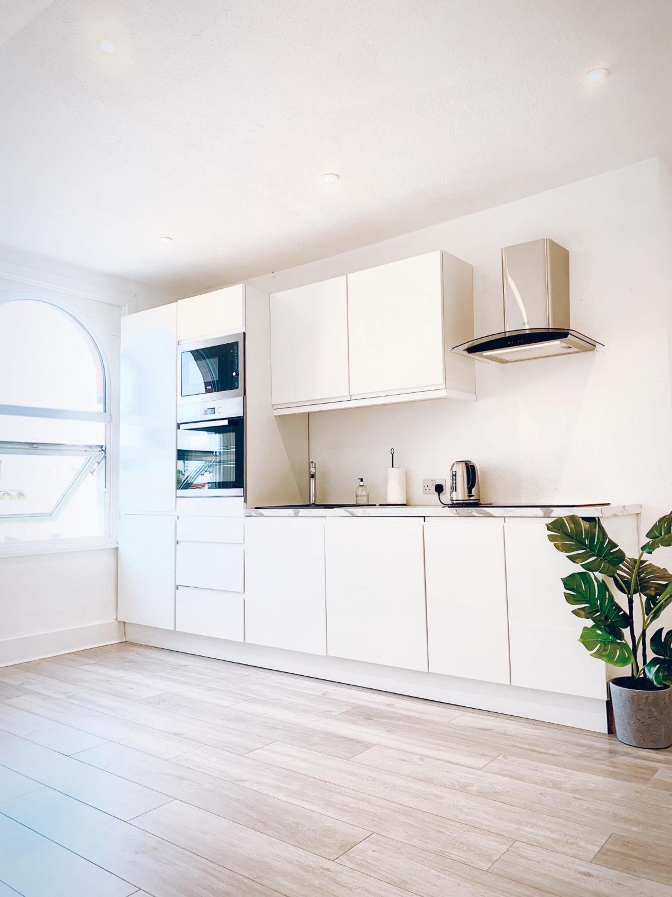 BEAUTIFUL Apartment In Central Wimbledon, 2 min walk to Wimbledon Station