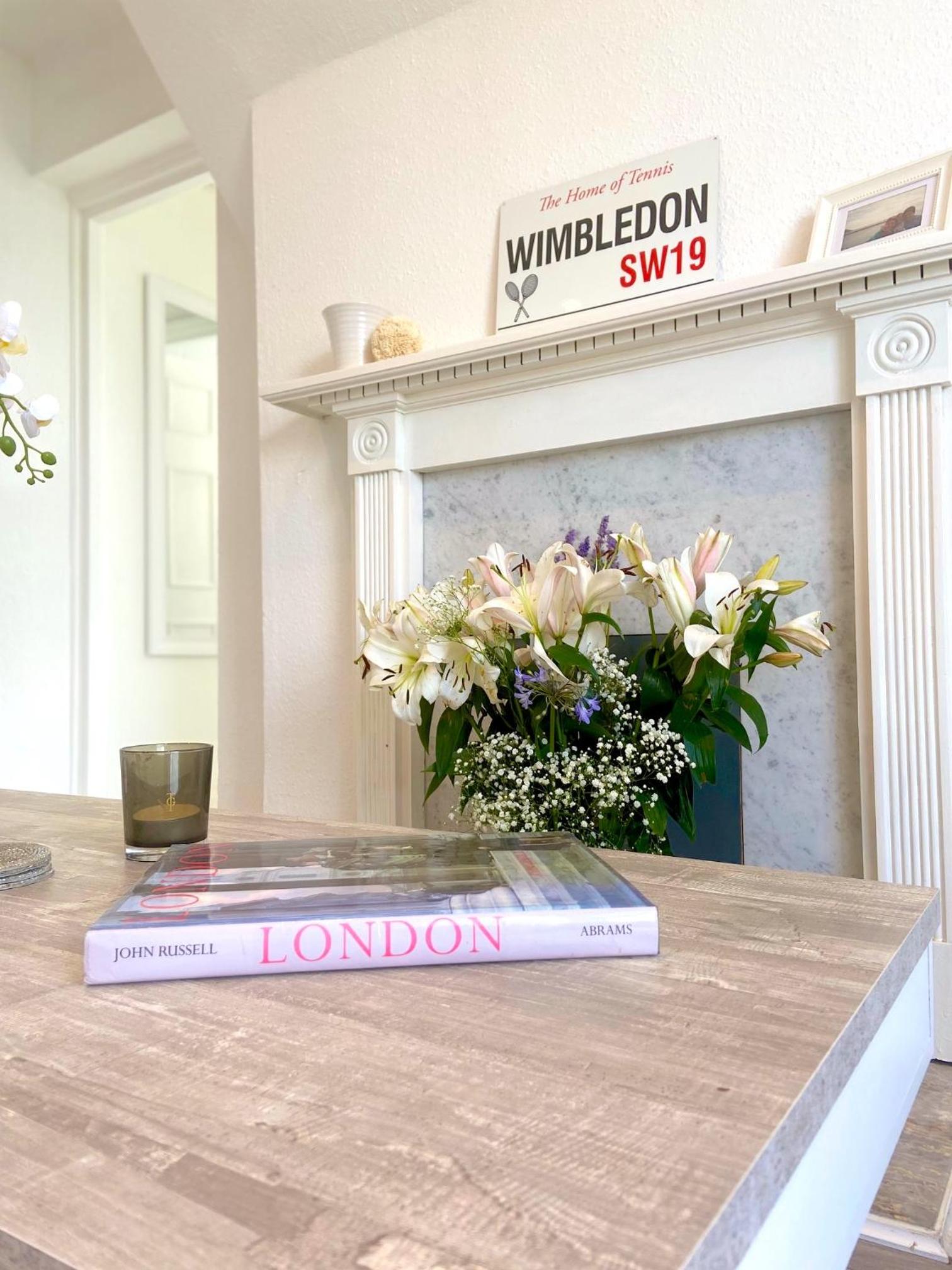 BEAUTIFUL Apartment In Central Wimbledon, 2 min walk to Wimbledon Station