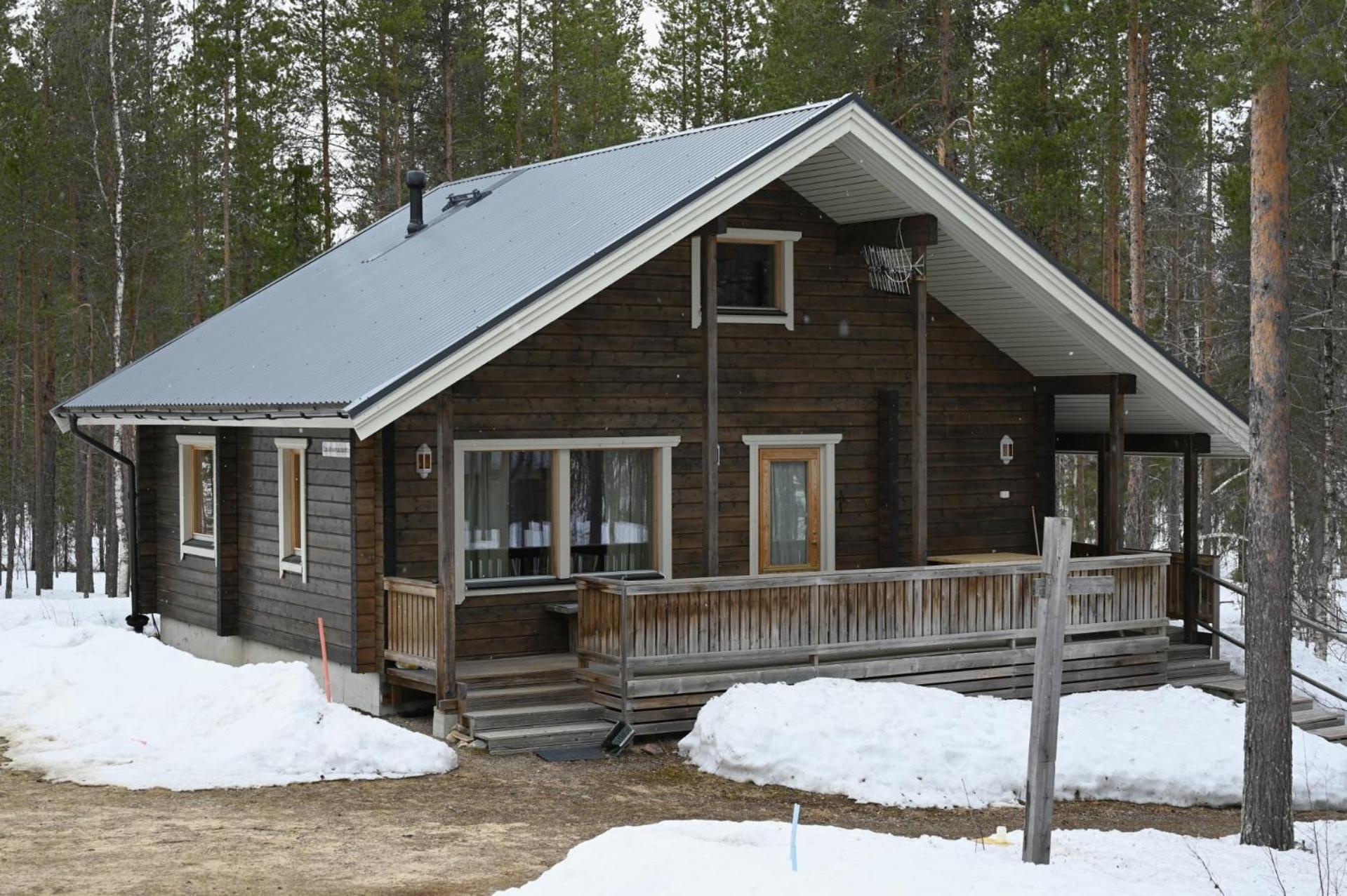Holiday Cabin Aurora River inc Wilderness Sauna