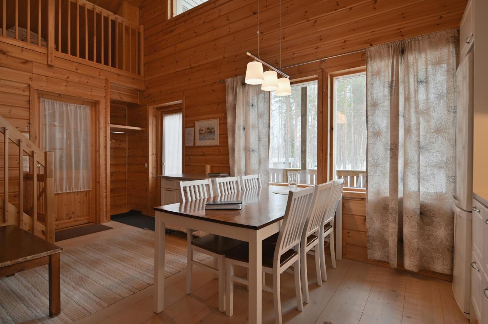 Holiday Cabin Aurora River inc Wilderness Sauna