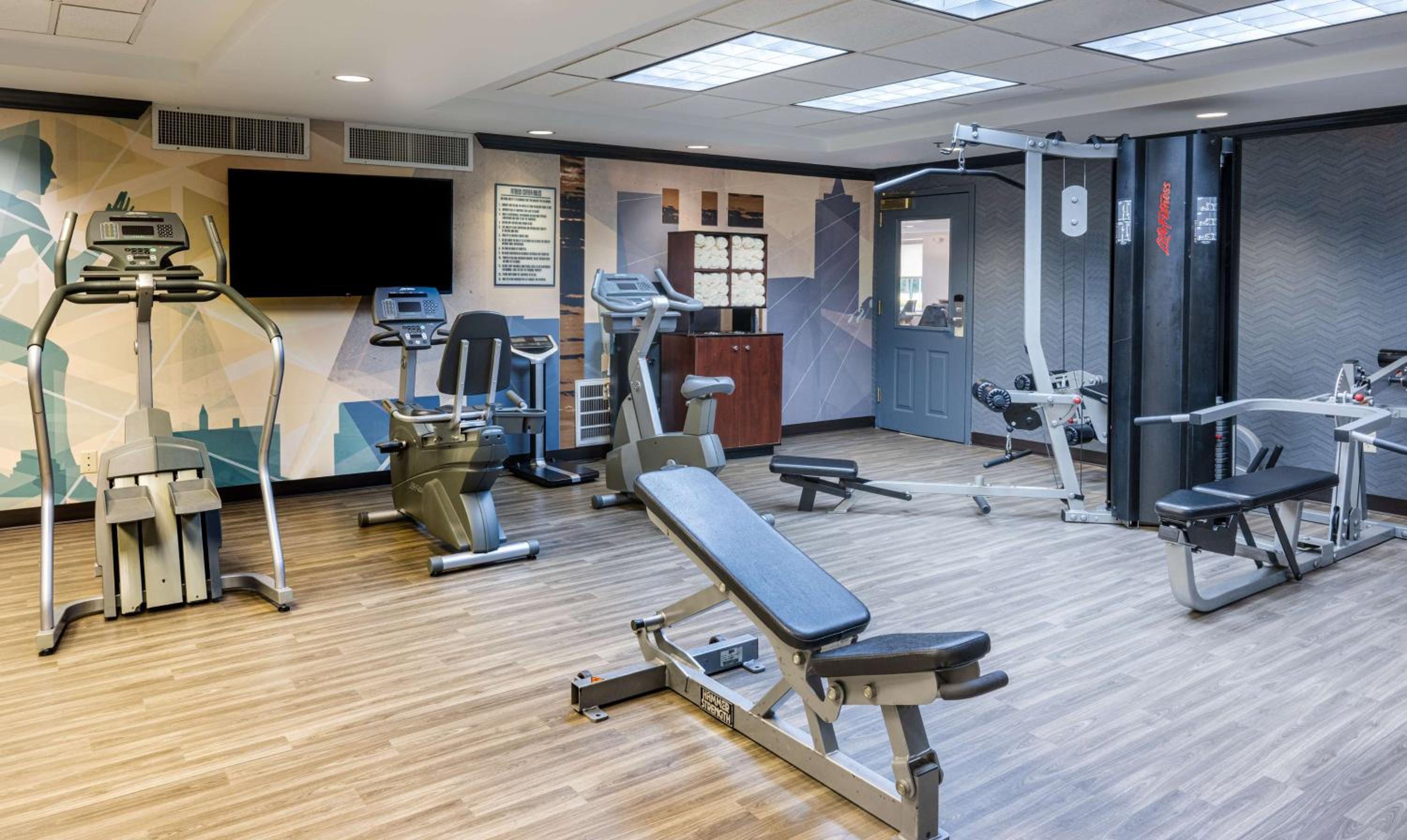Hyatt House Herndon/Reston - Property Image 58