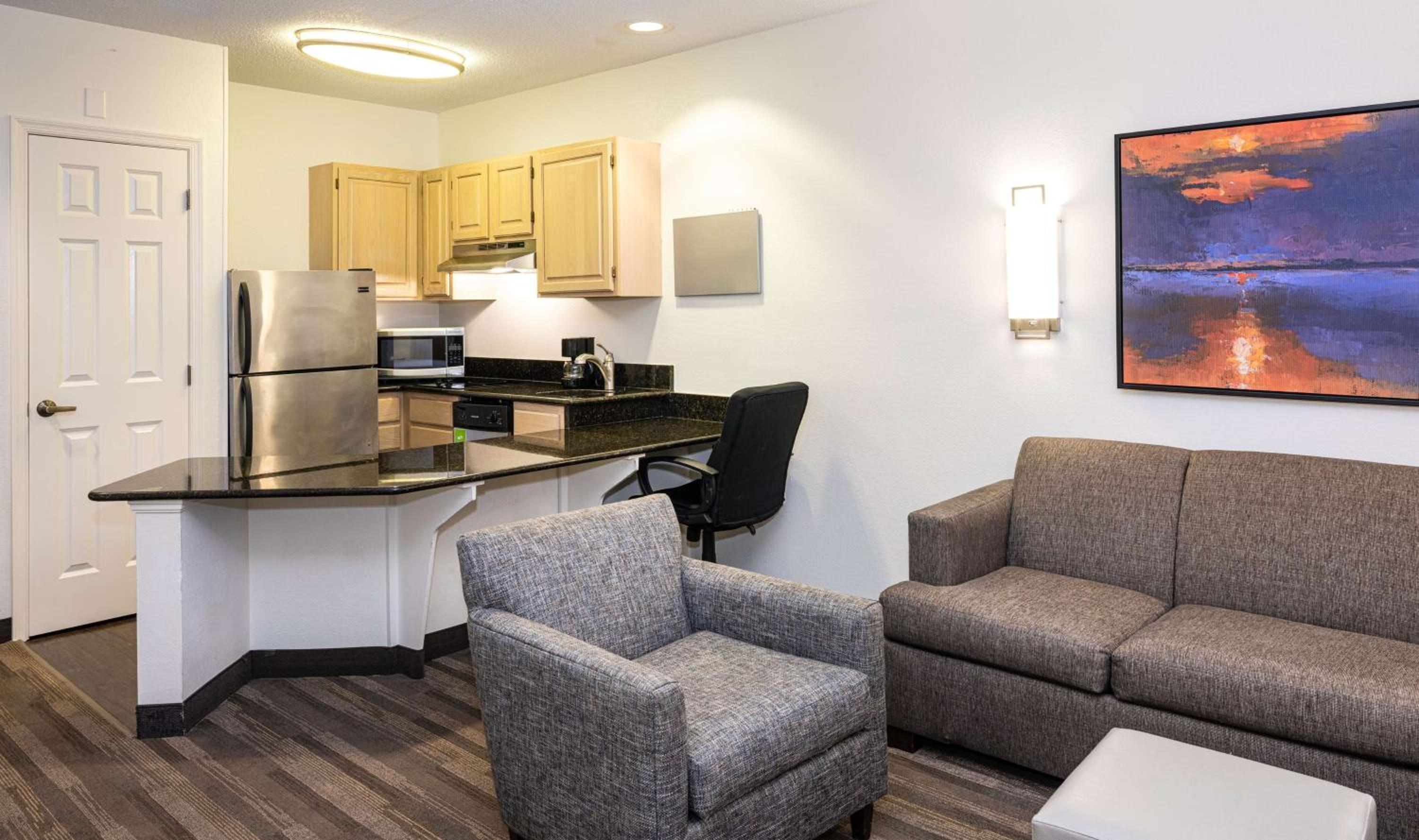Hyatt House Herndon/Reston - Property Image 16