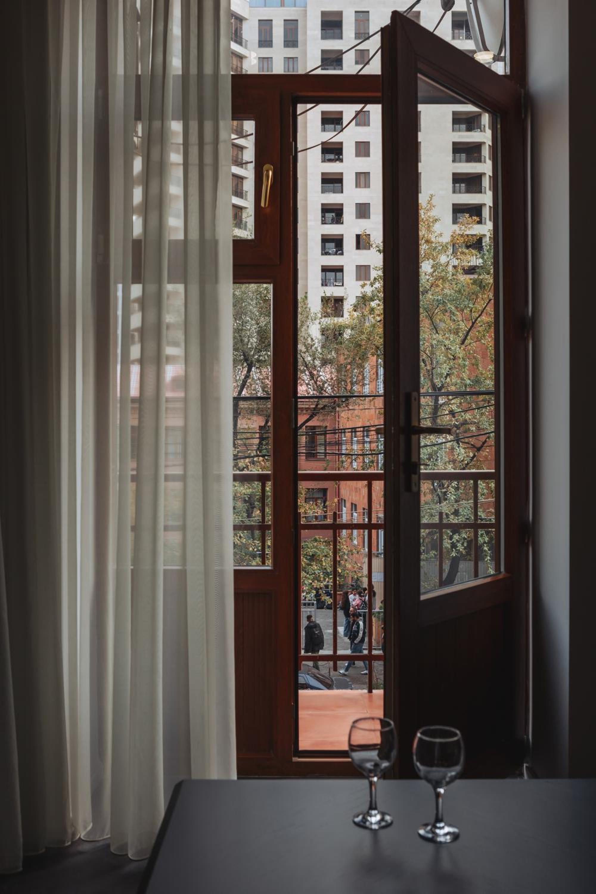 Apartment KeyGo #0029 is the key to the center of Yerevan