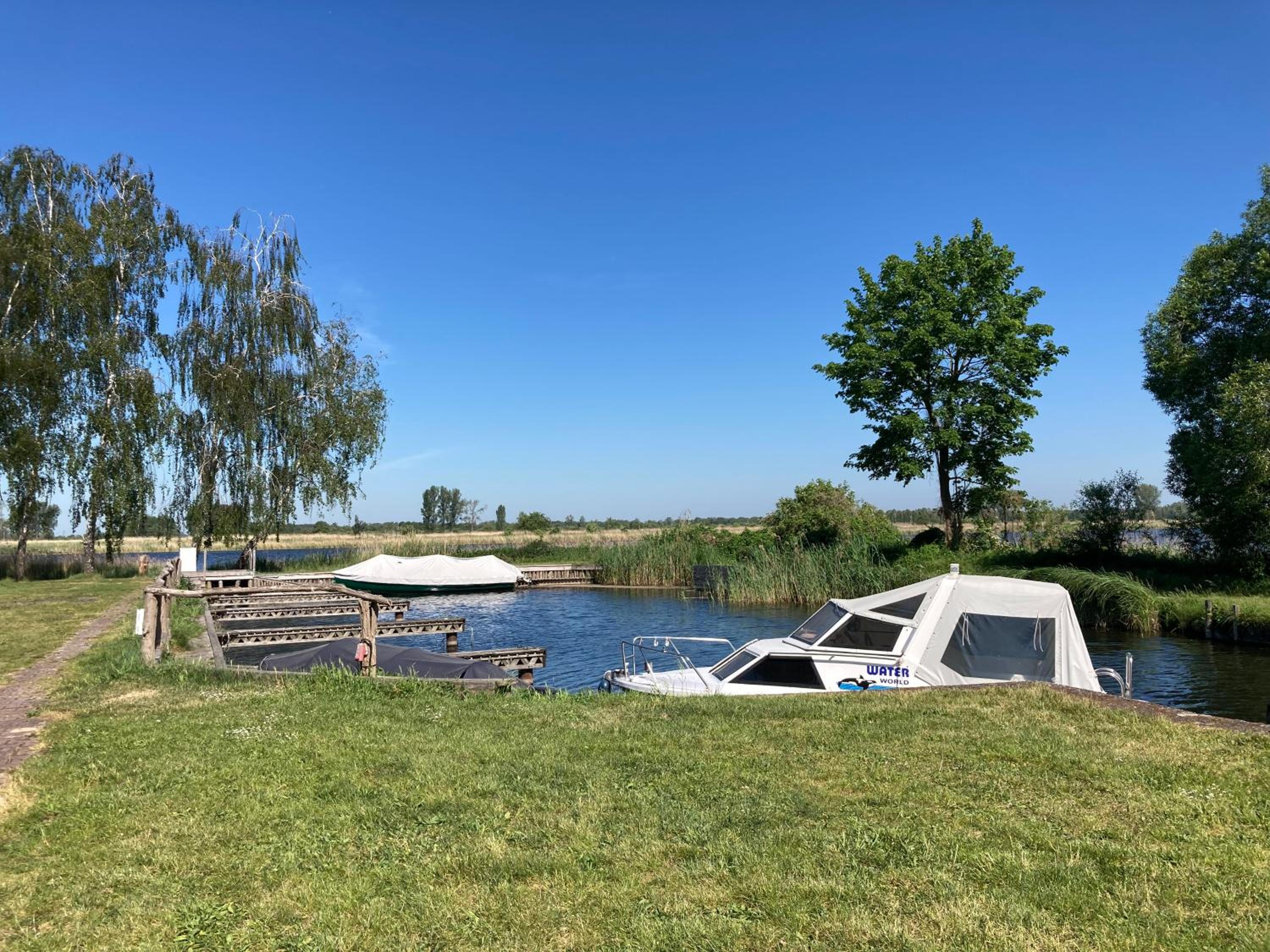 Teichland Linum Apartments