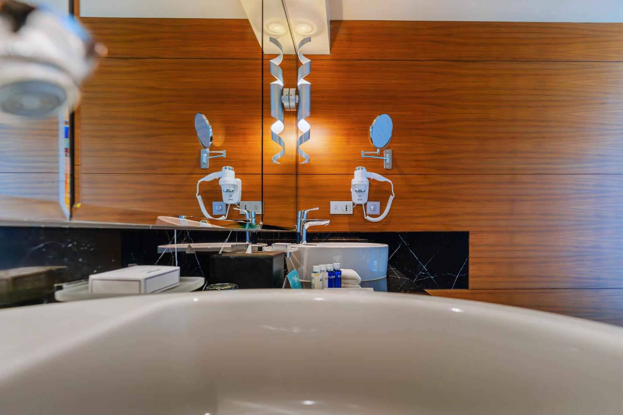 The Art Hotel & Resort