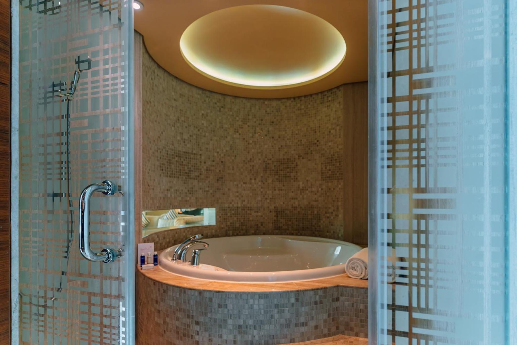 The Art Hotel & Resort