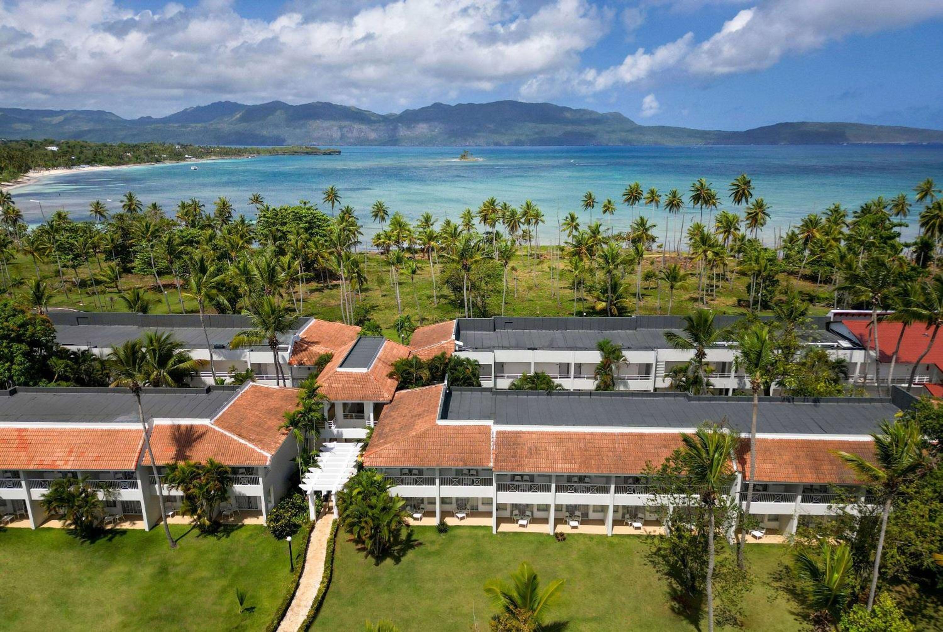 Wyndham Alltra Samana All Inclusive Resort
