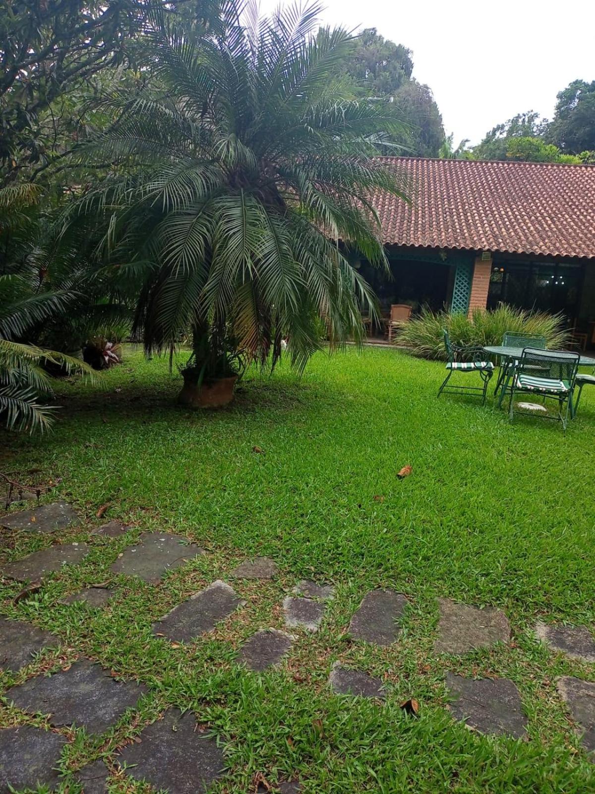 Estrada do Carangola 2148 Amoedo