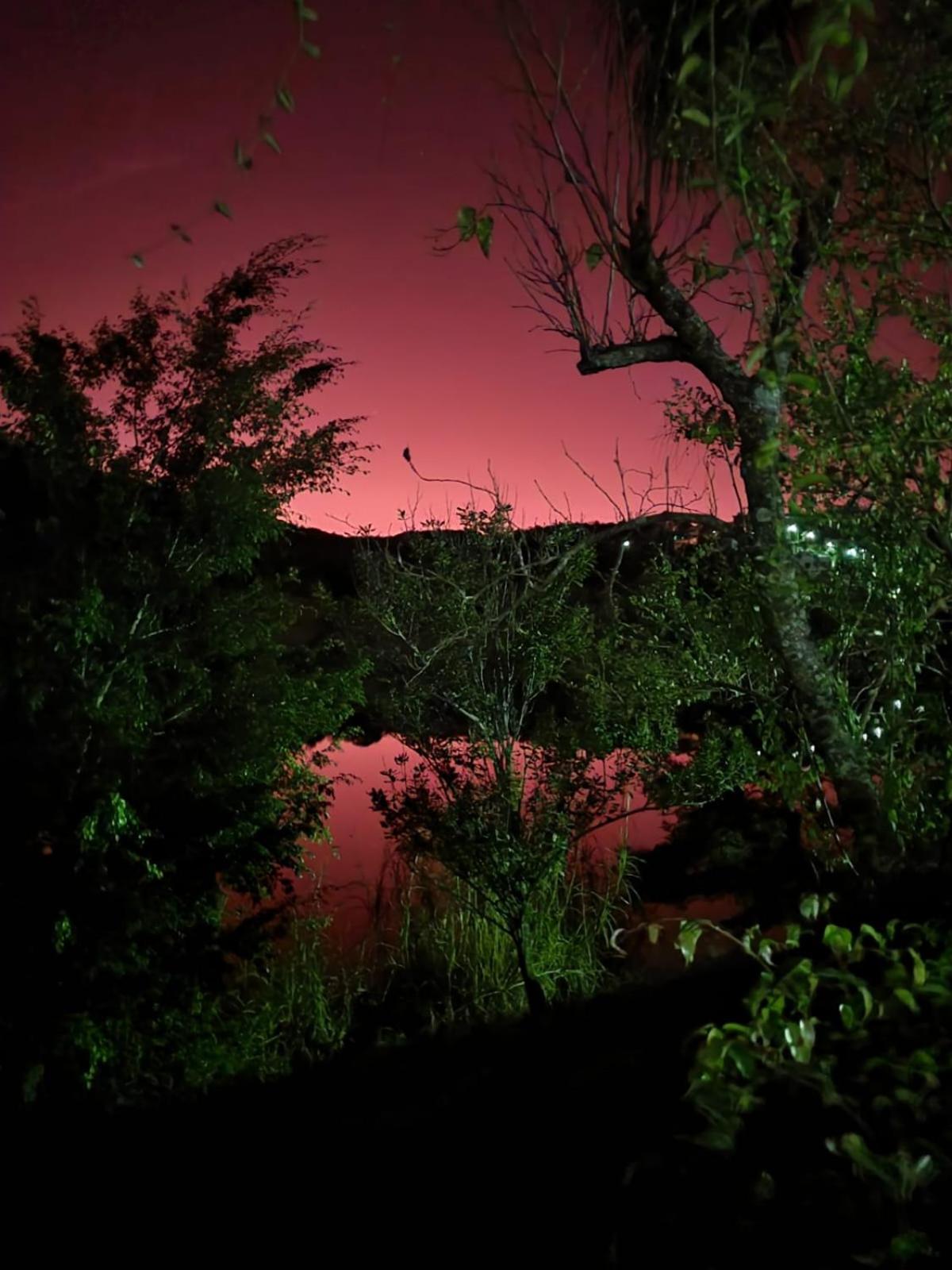 Casa Temporada em Frente ao Lago - Escarpas do Lago - Capitólio