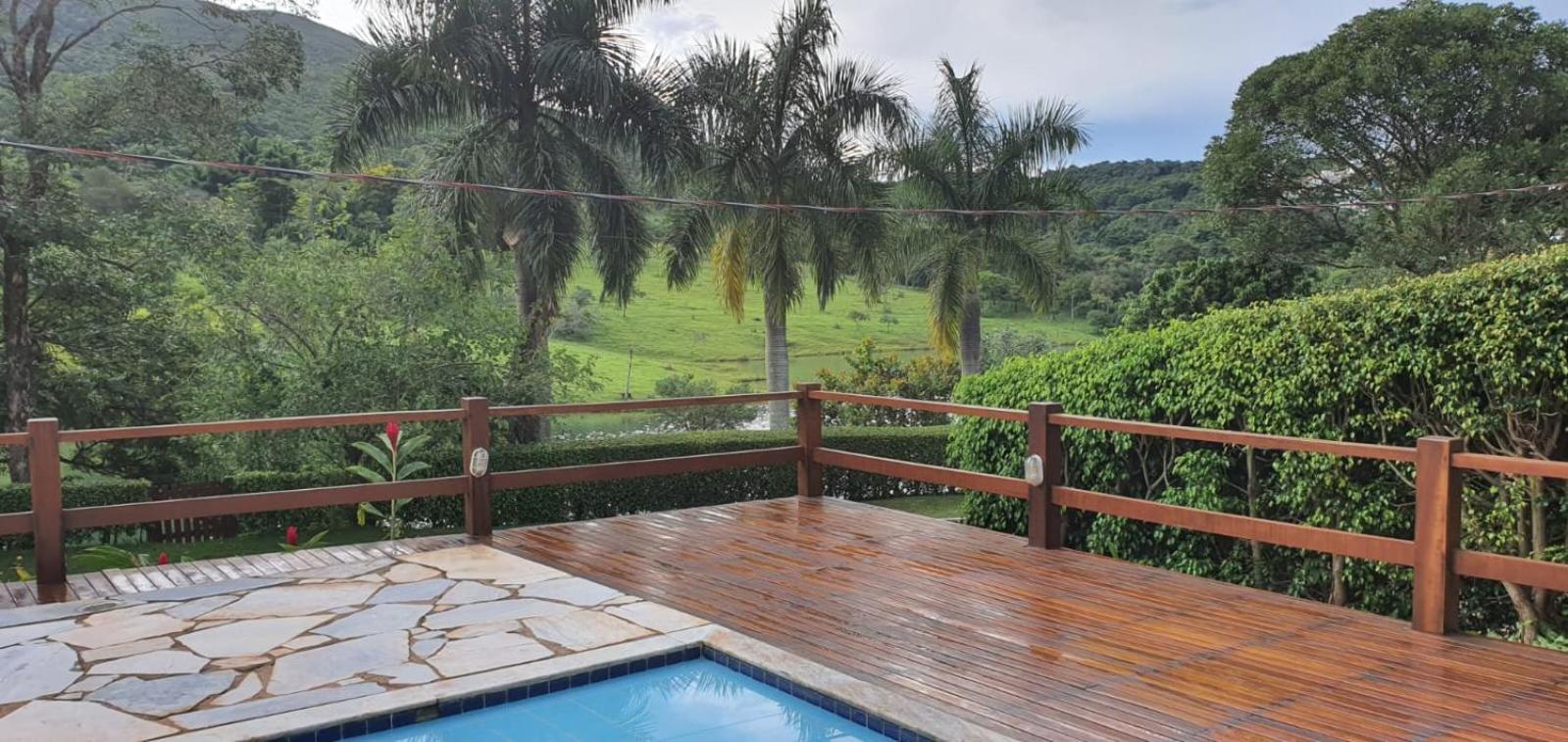 Casa Temporada em Frente ao Lago - Escarpas do Lago - Capitólio