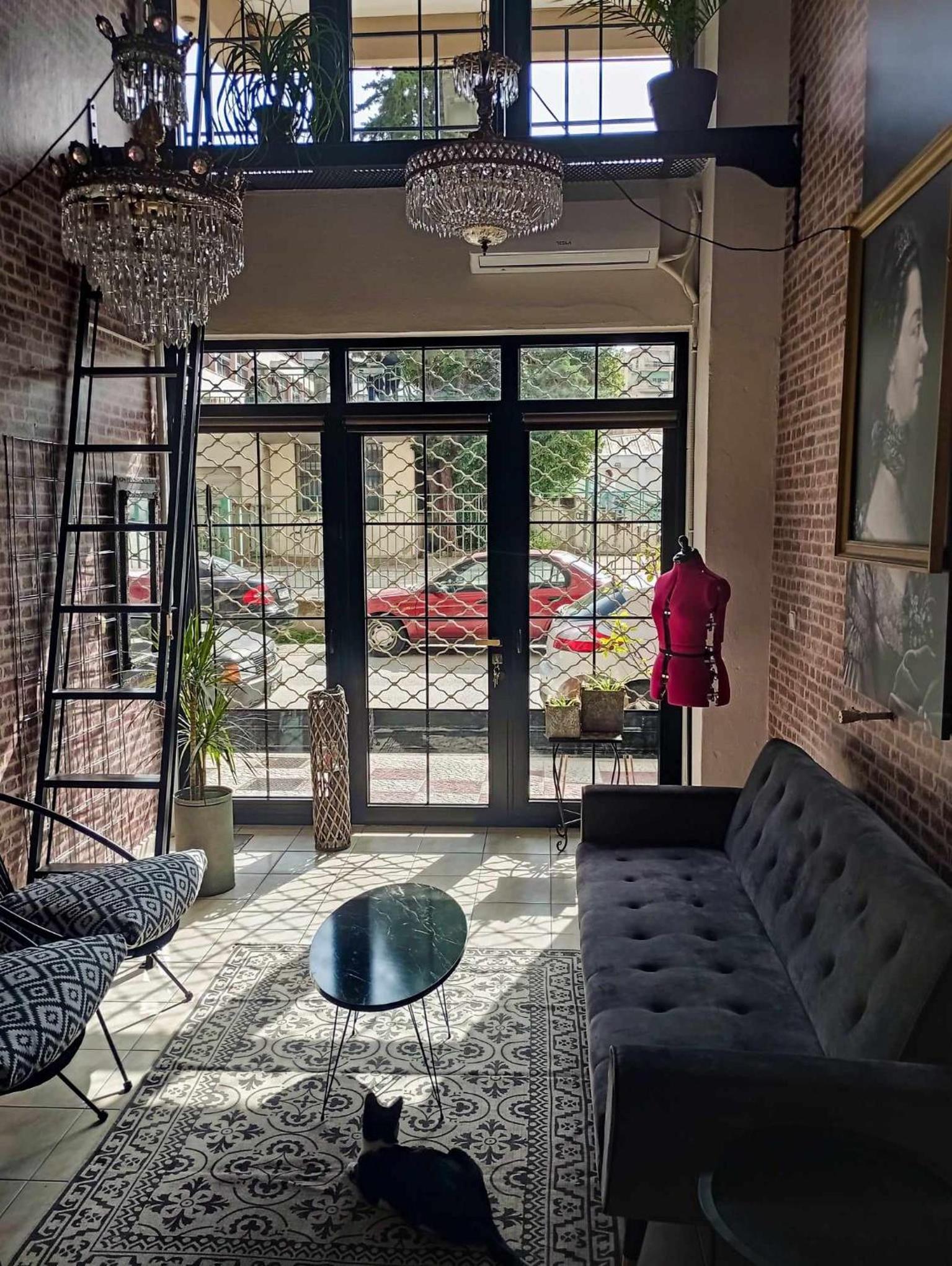 lounge