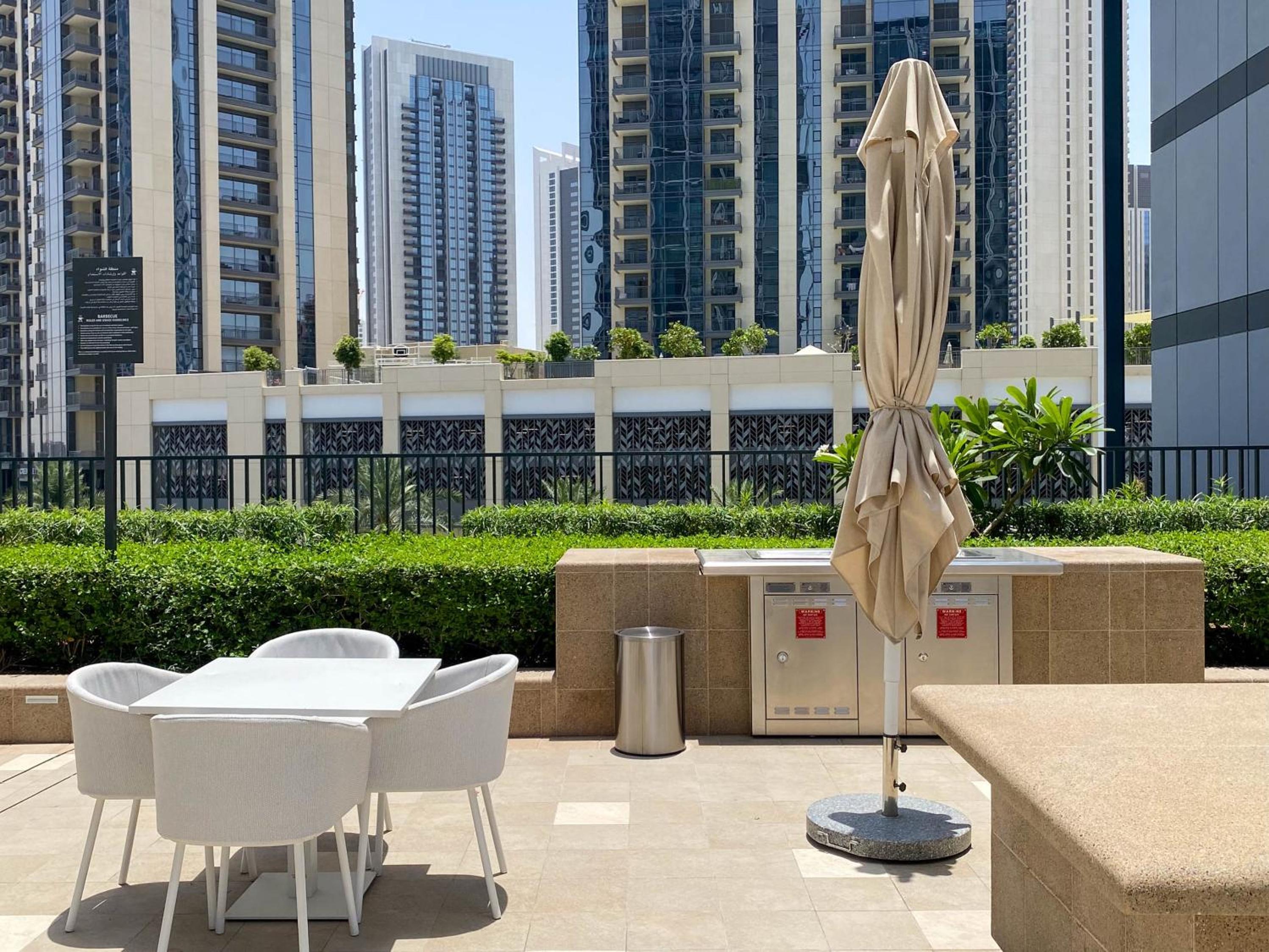 GLOBALSTAY Creek Edge Tower Elegant Apartments