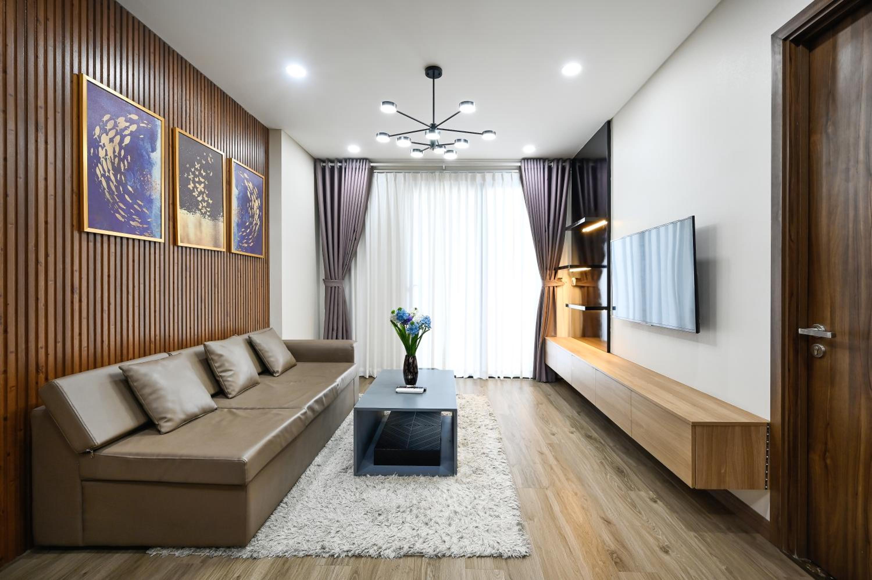 Skylar Apt 2BR Iris Ha Do Centrosa