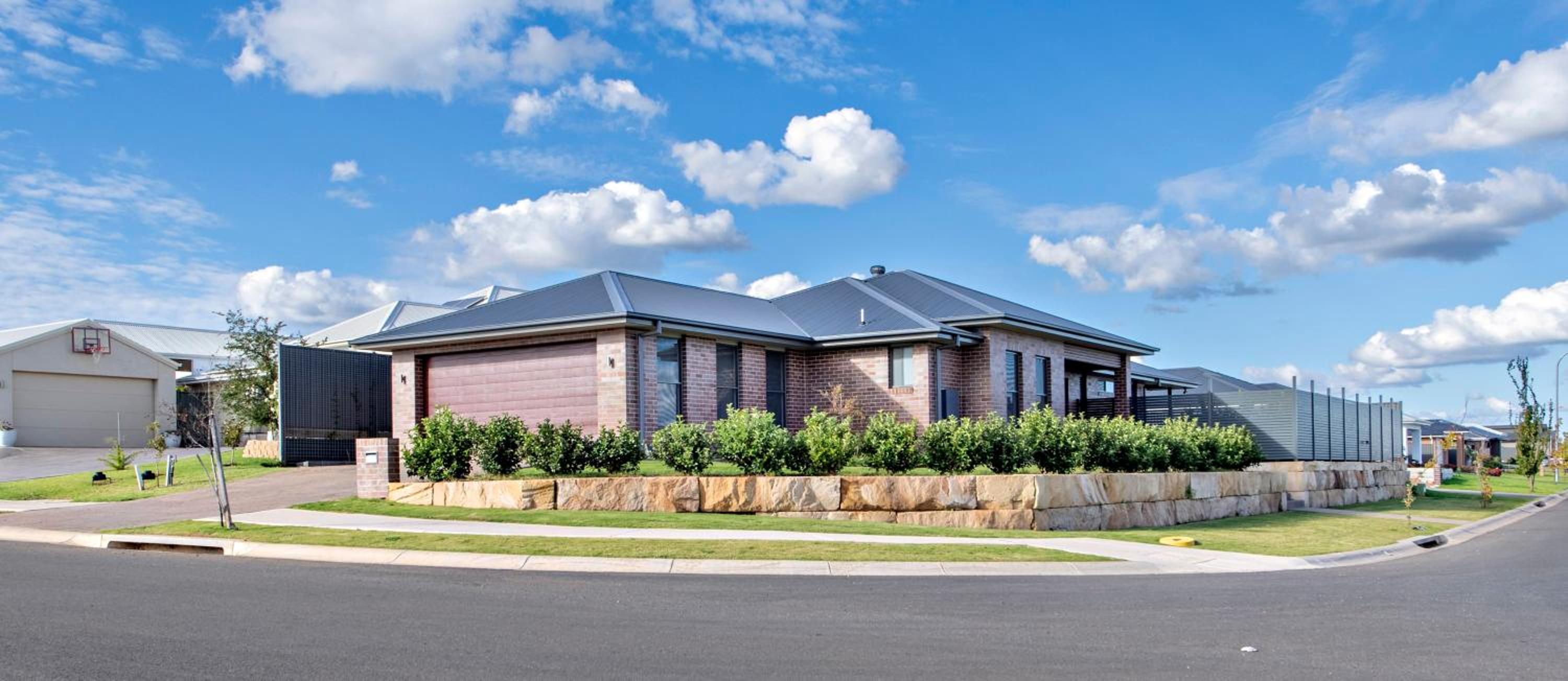 Sandstone - Family Entertainer, Refined Living