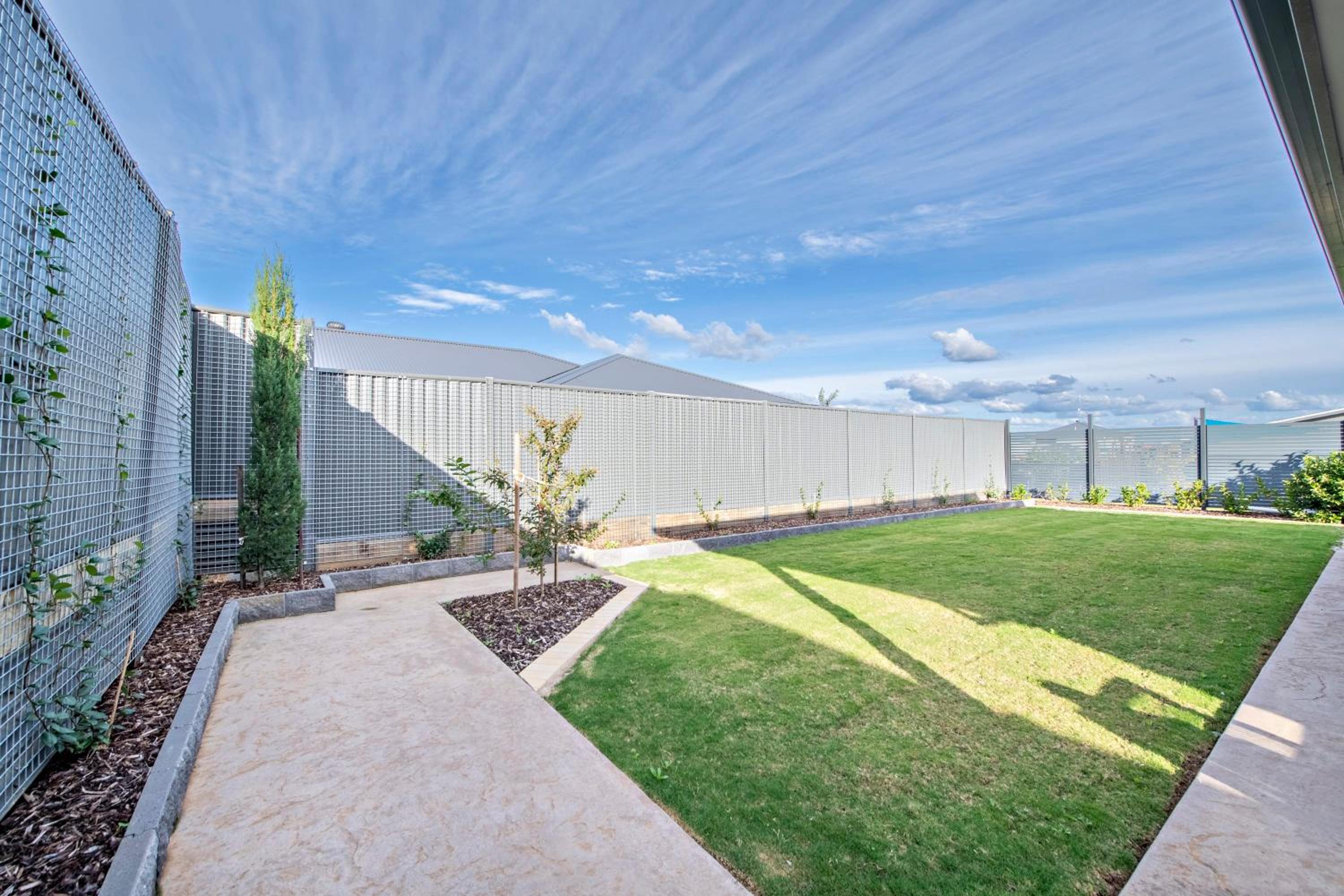Sandstone - Family Entertainer, Refined Living