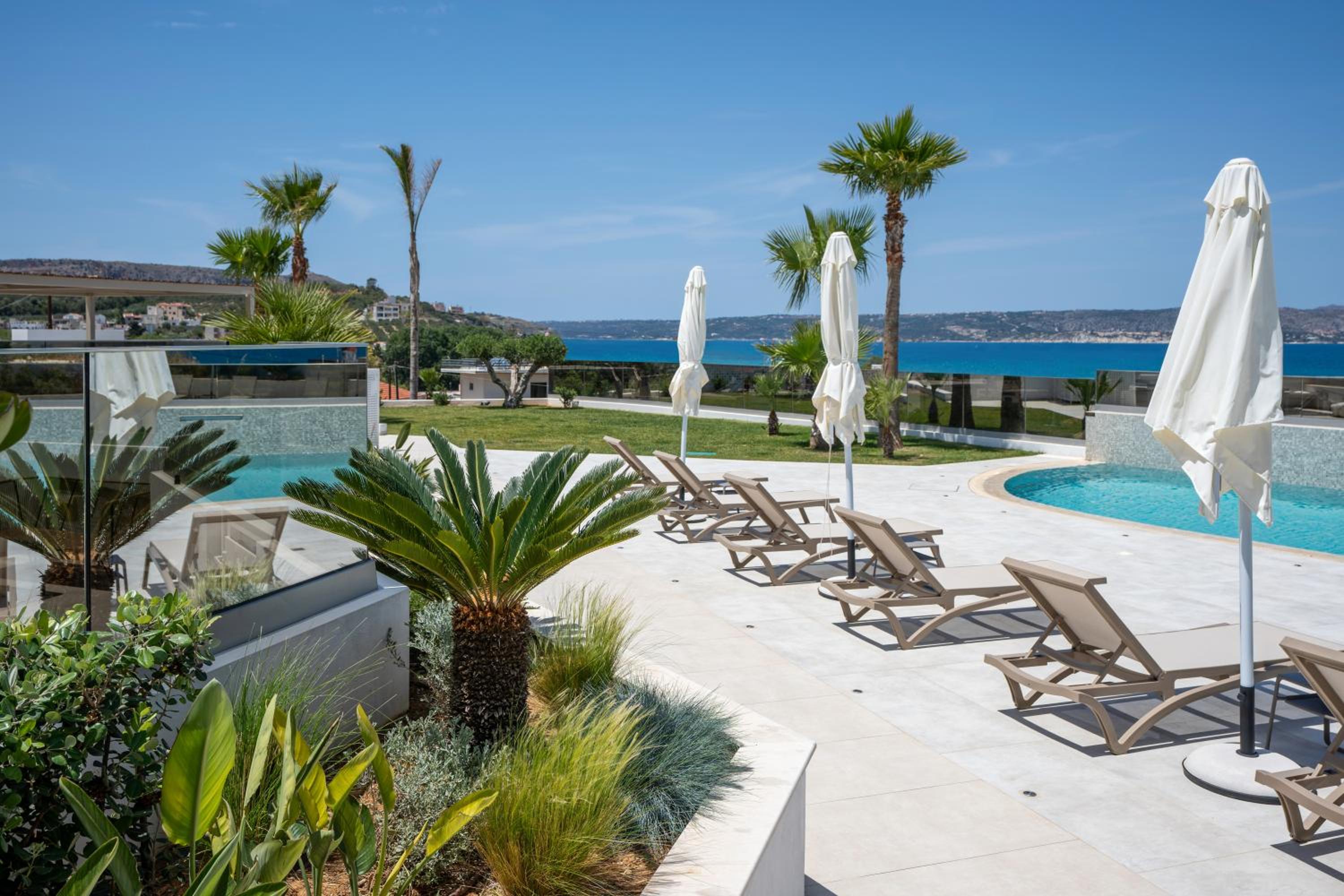 AmphiMatrion Luxury Residence