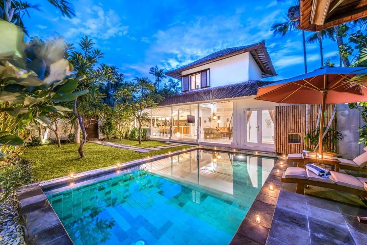 Villa London - Private 4 BDR Villa in Seminyak, Pool & Garden in prime Location