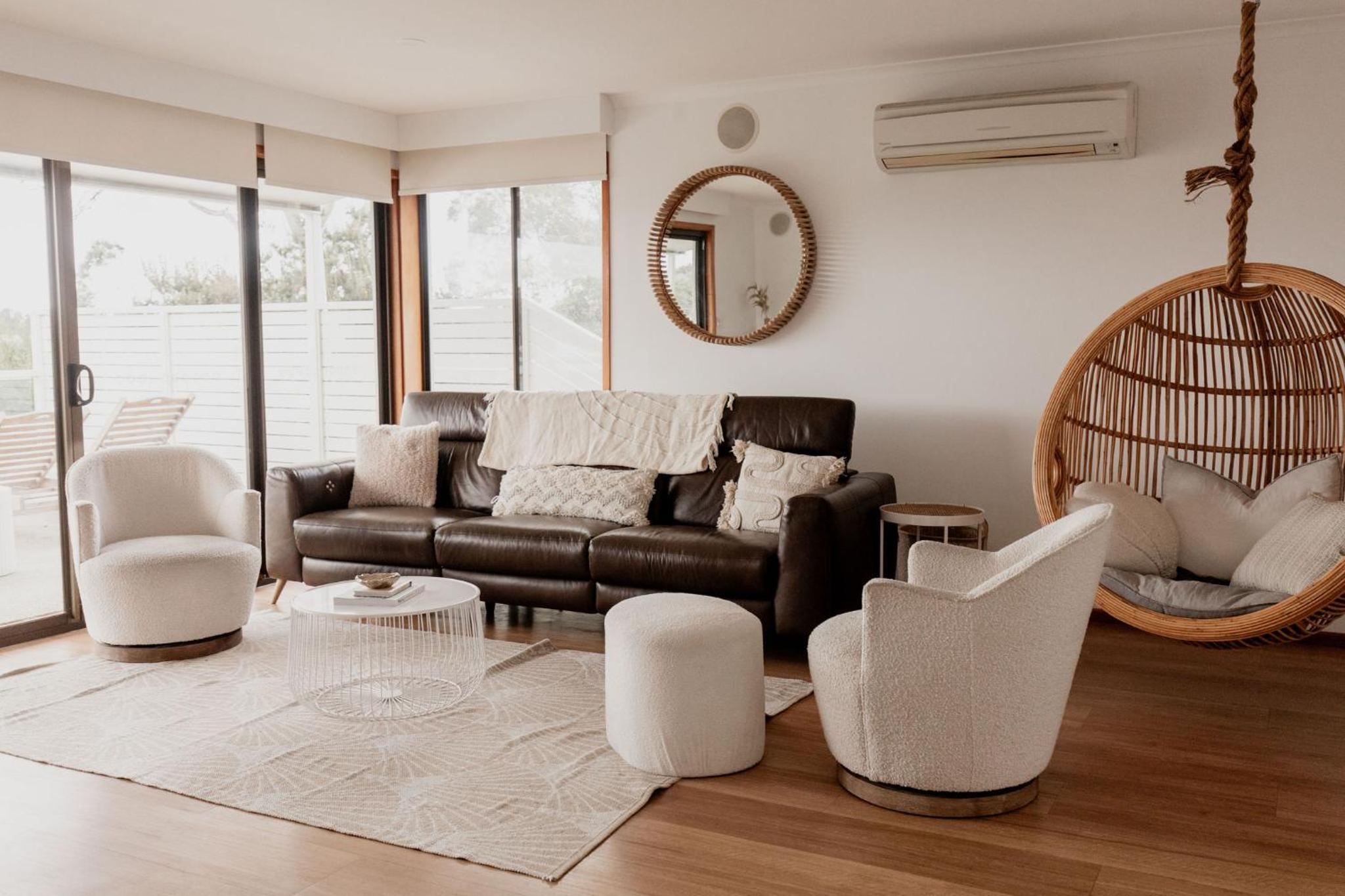 Seagrass Coastal Retreat with direct beach access