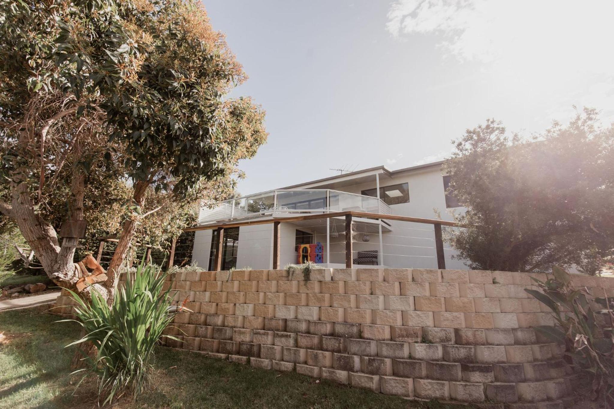 Seagrass Coastal Retreat with direct beach access