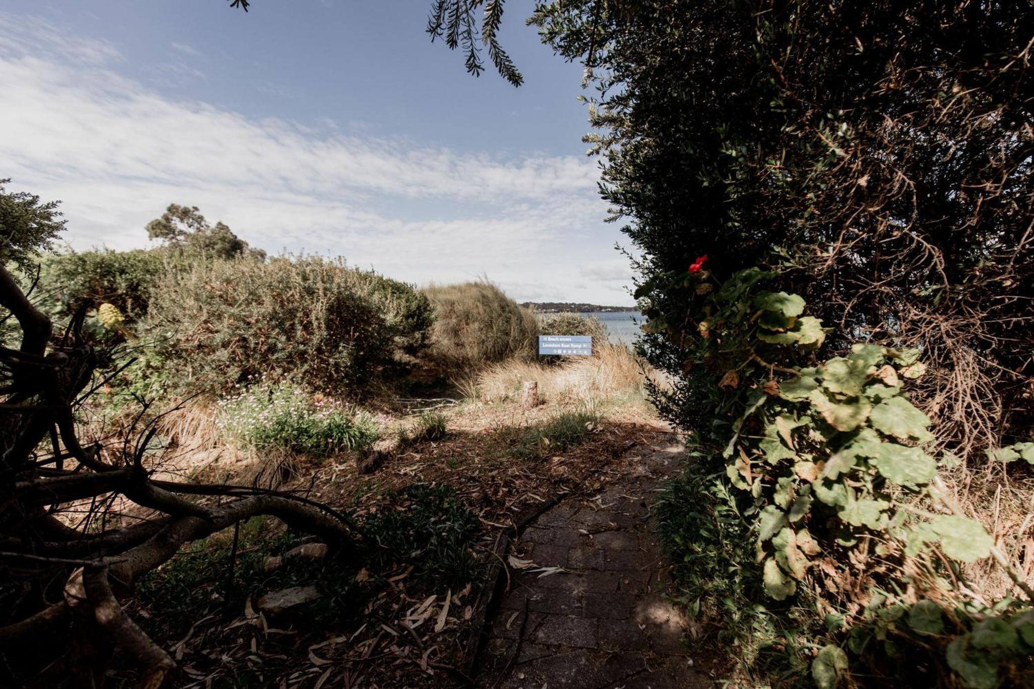 Seagrass Coastal Retreat with direct beach access