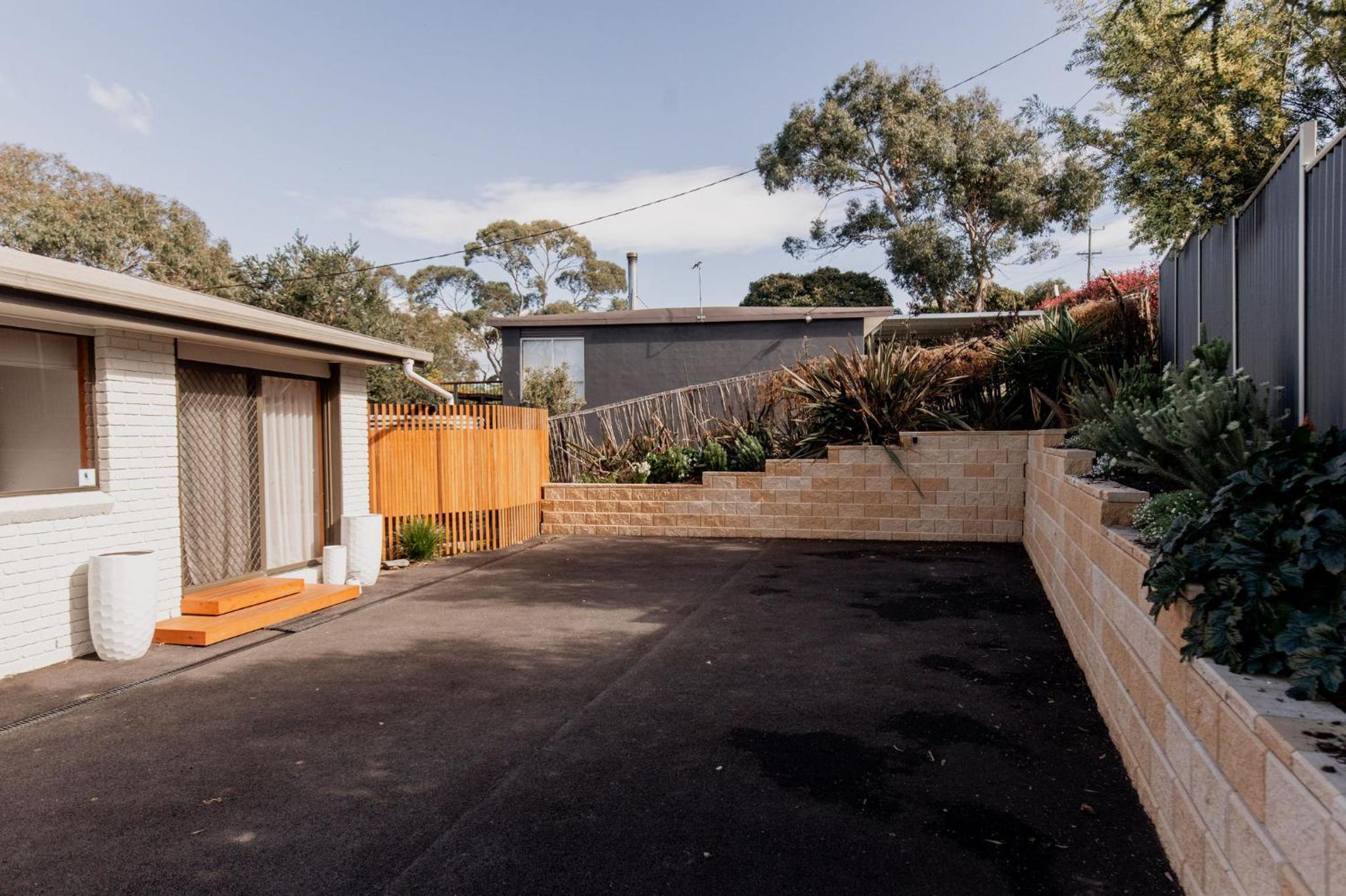 Seagrass Coastal Retreat with direct beach access