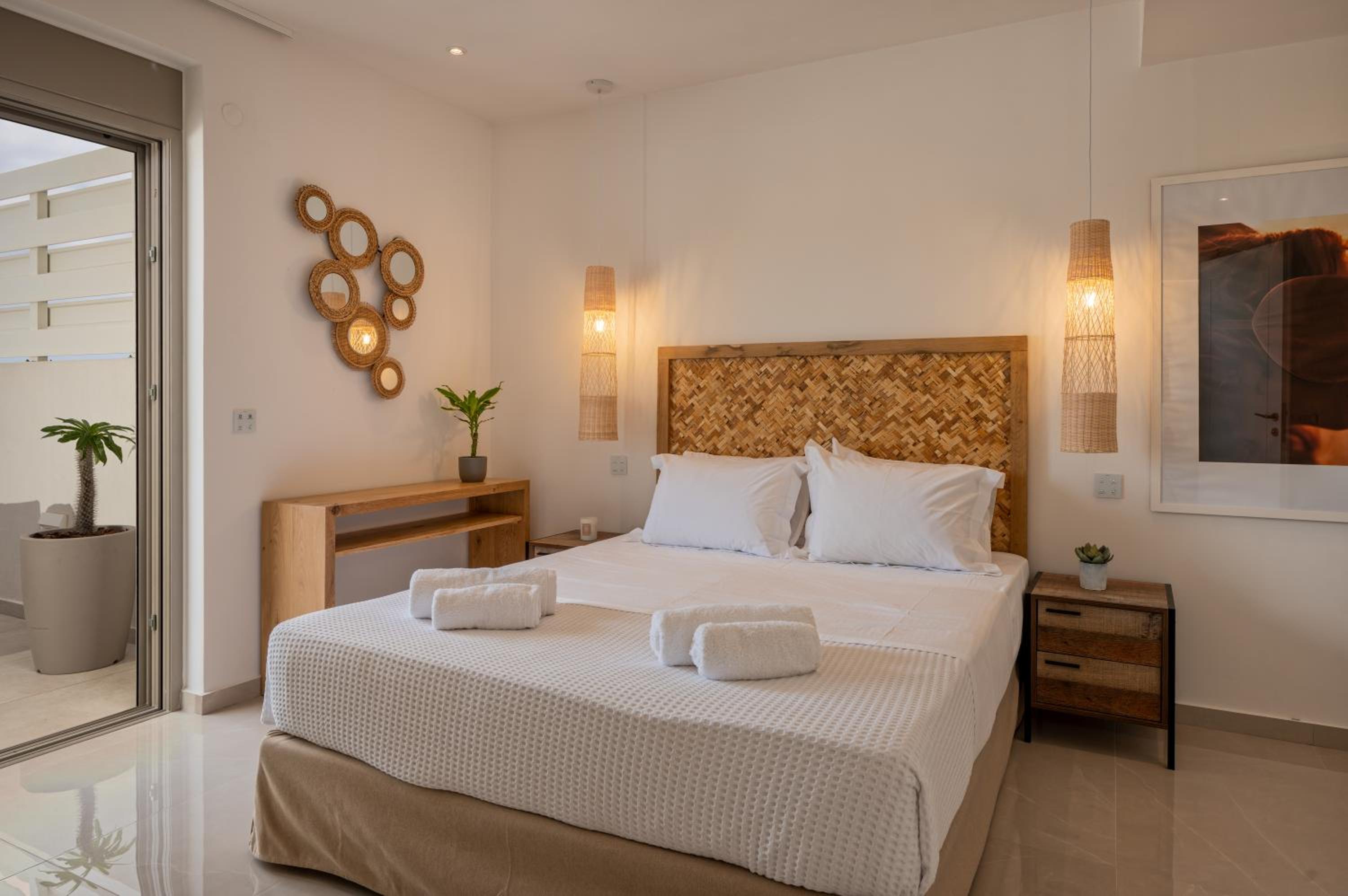 AmphiMatrion Luxury Residence